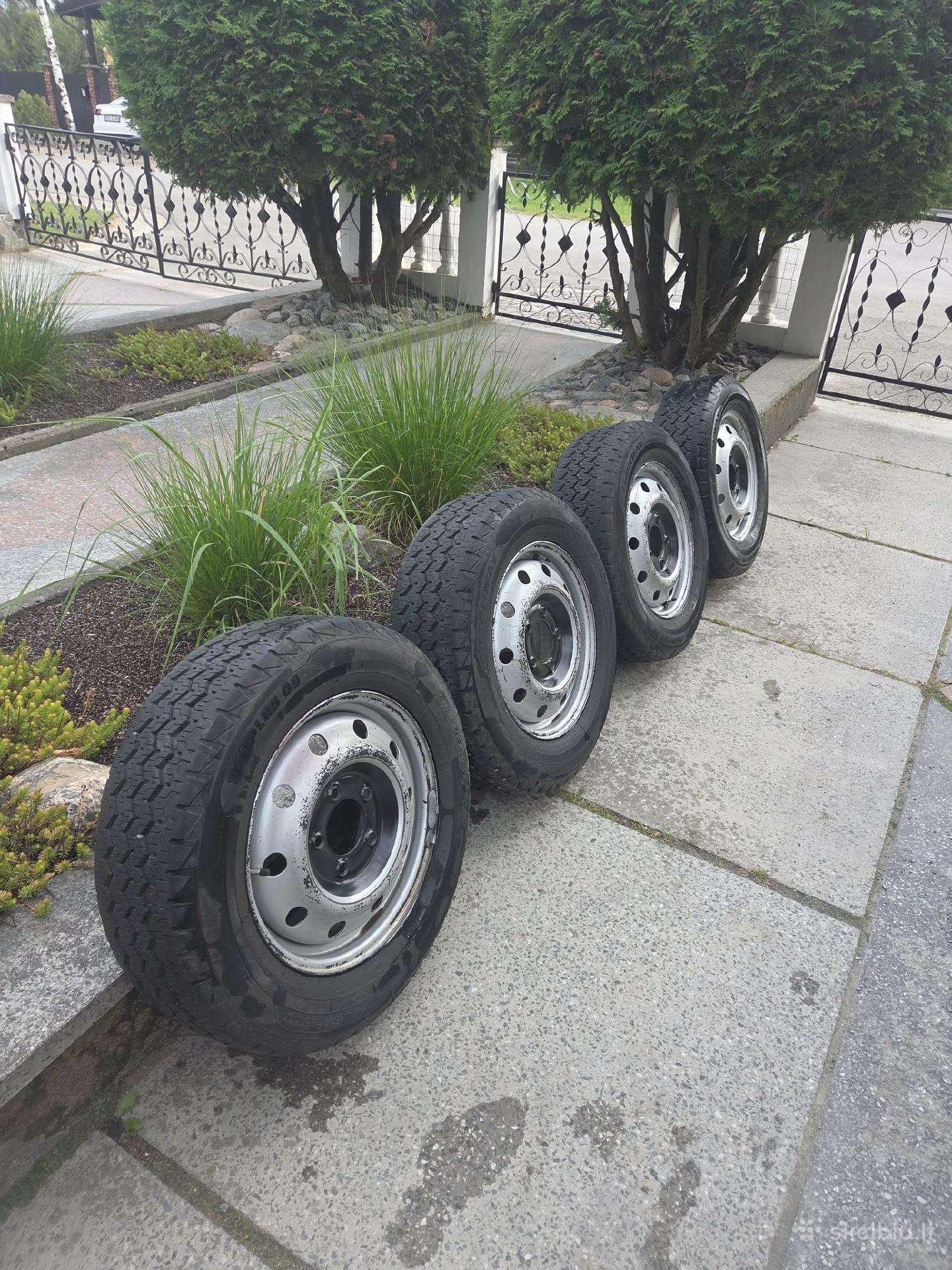 215/65 R16c, vasarines padangos su diskais