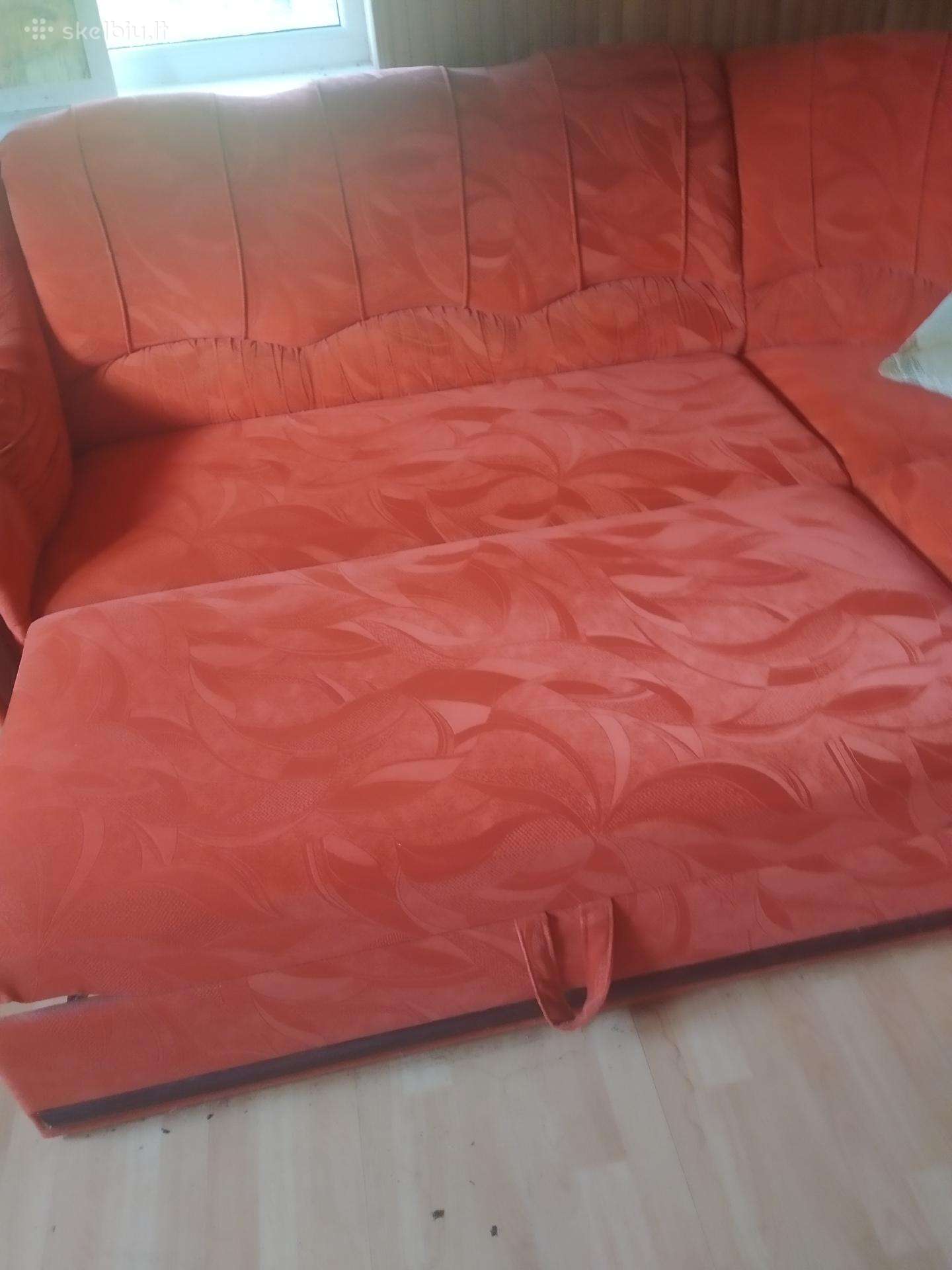 Parduodu didelį miegama kampa