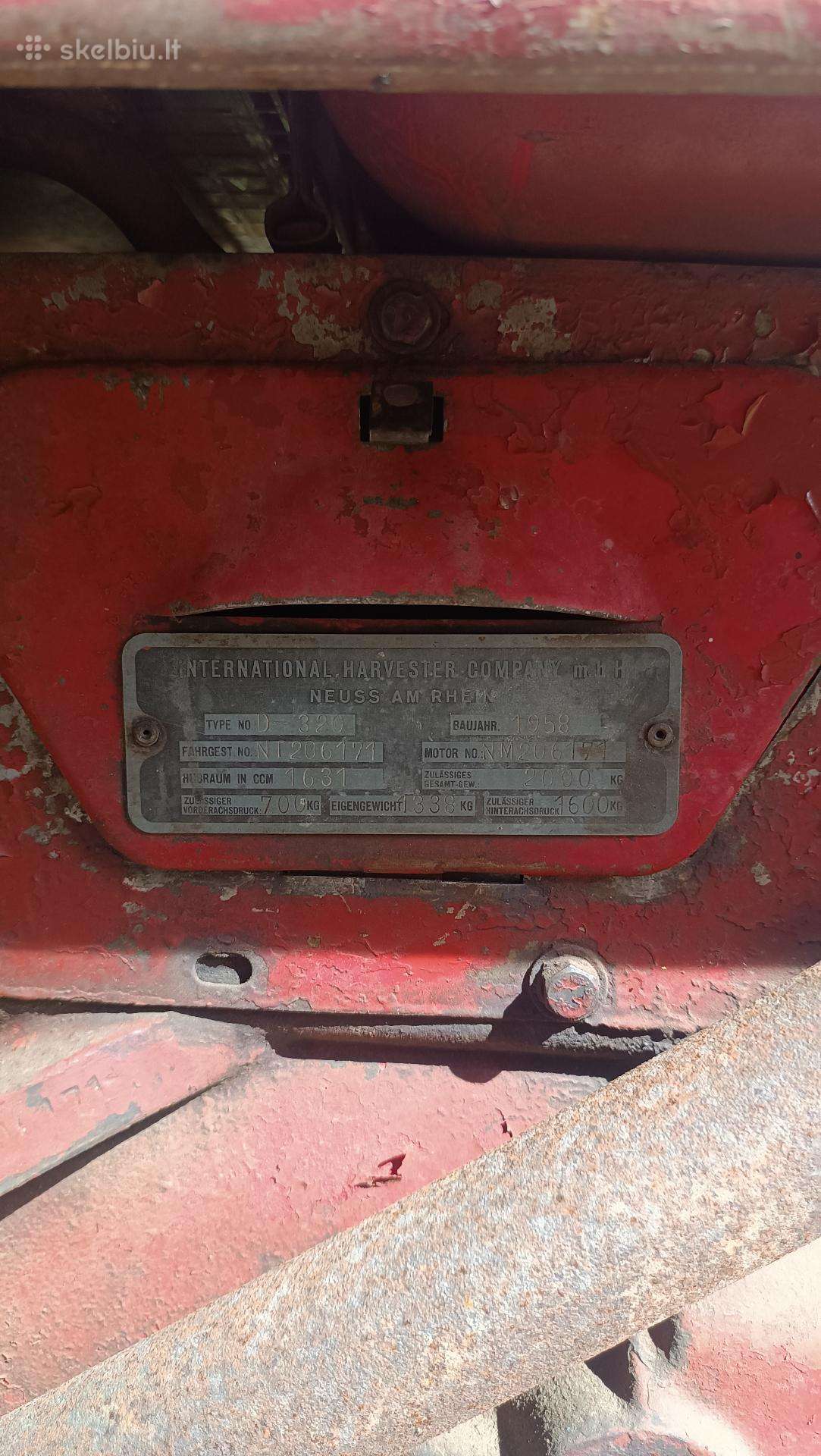 Internacional 320, traktoriai