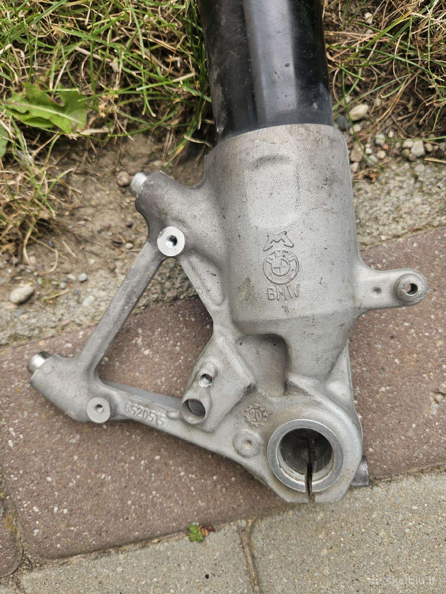 Bmw r1250gs 2022 priekines asies kolbos