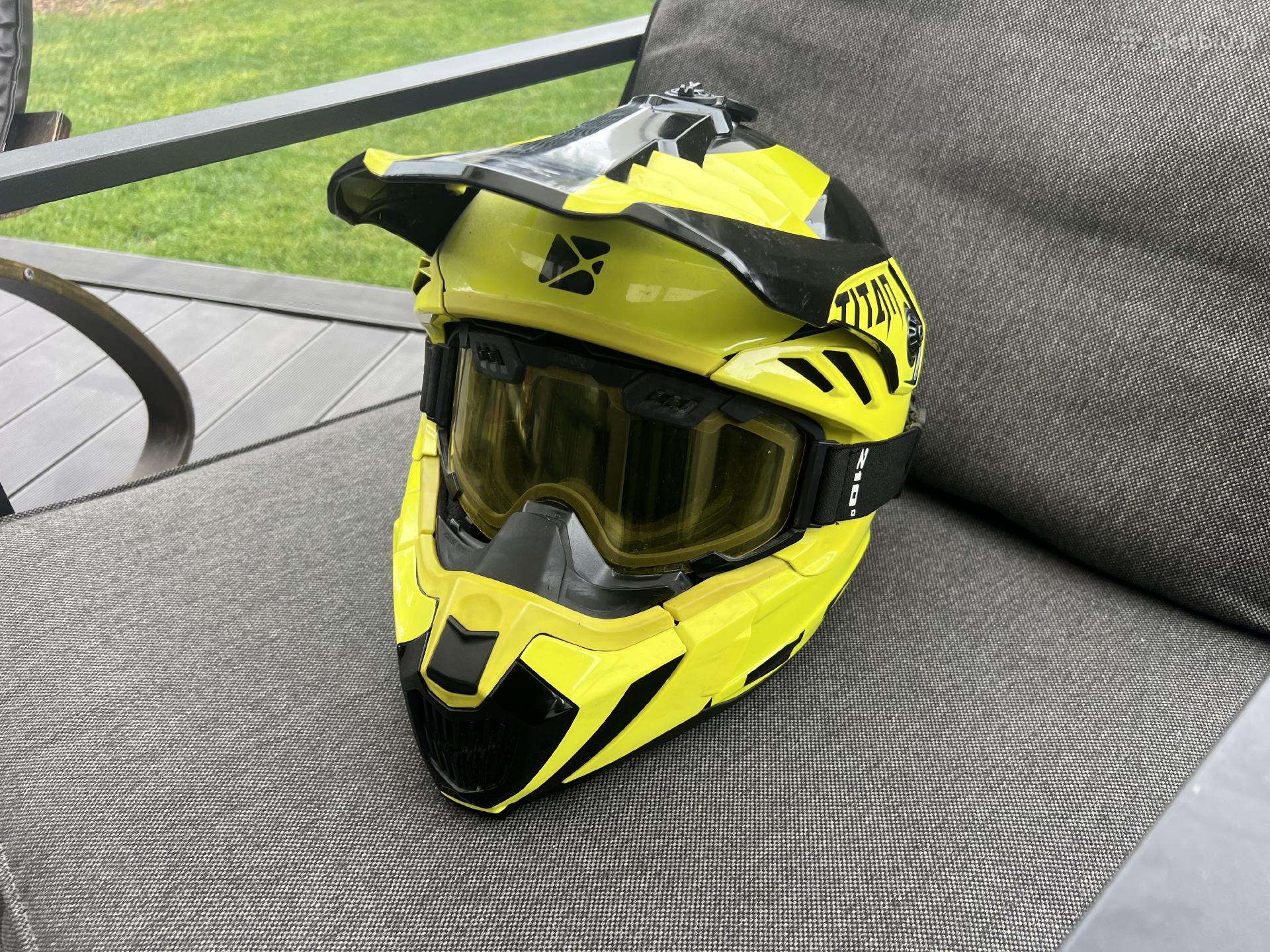 Ckx Titan Airflow Šalmas