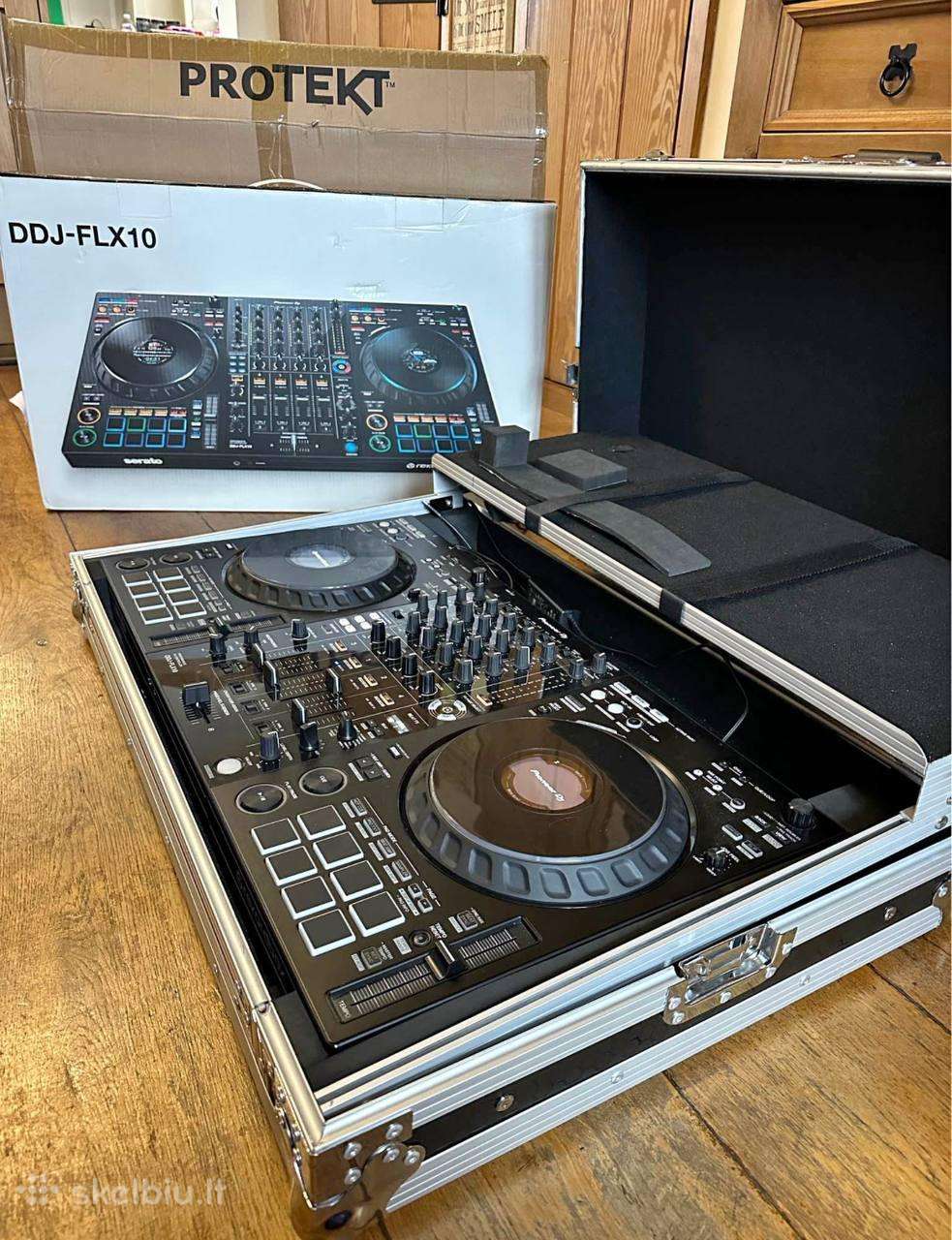 Pioneer Ddj-flx10 + apsauginis dėklas