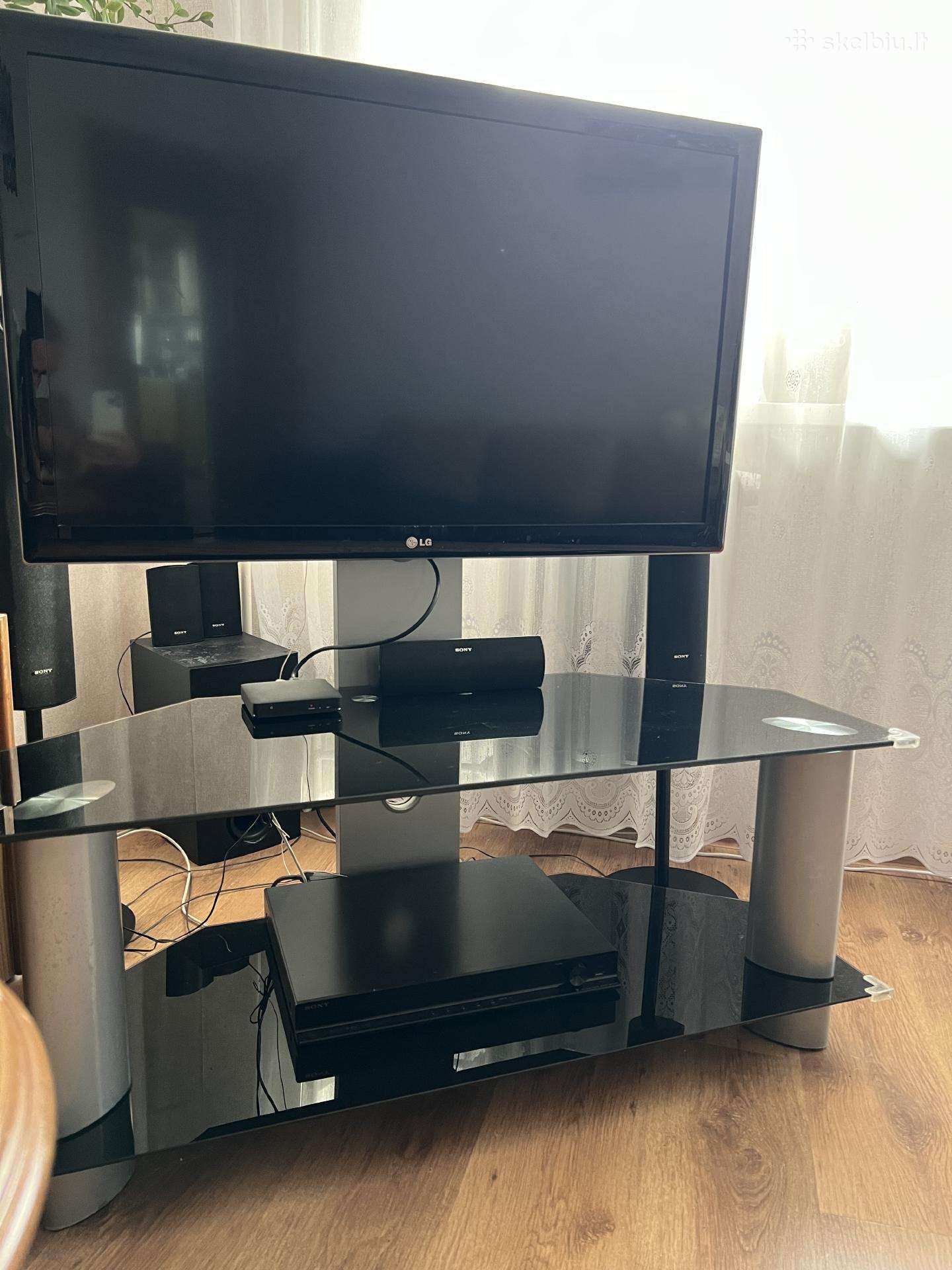 Televizorius LG, garso kolonėlės Sony