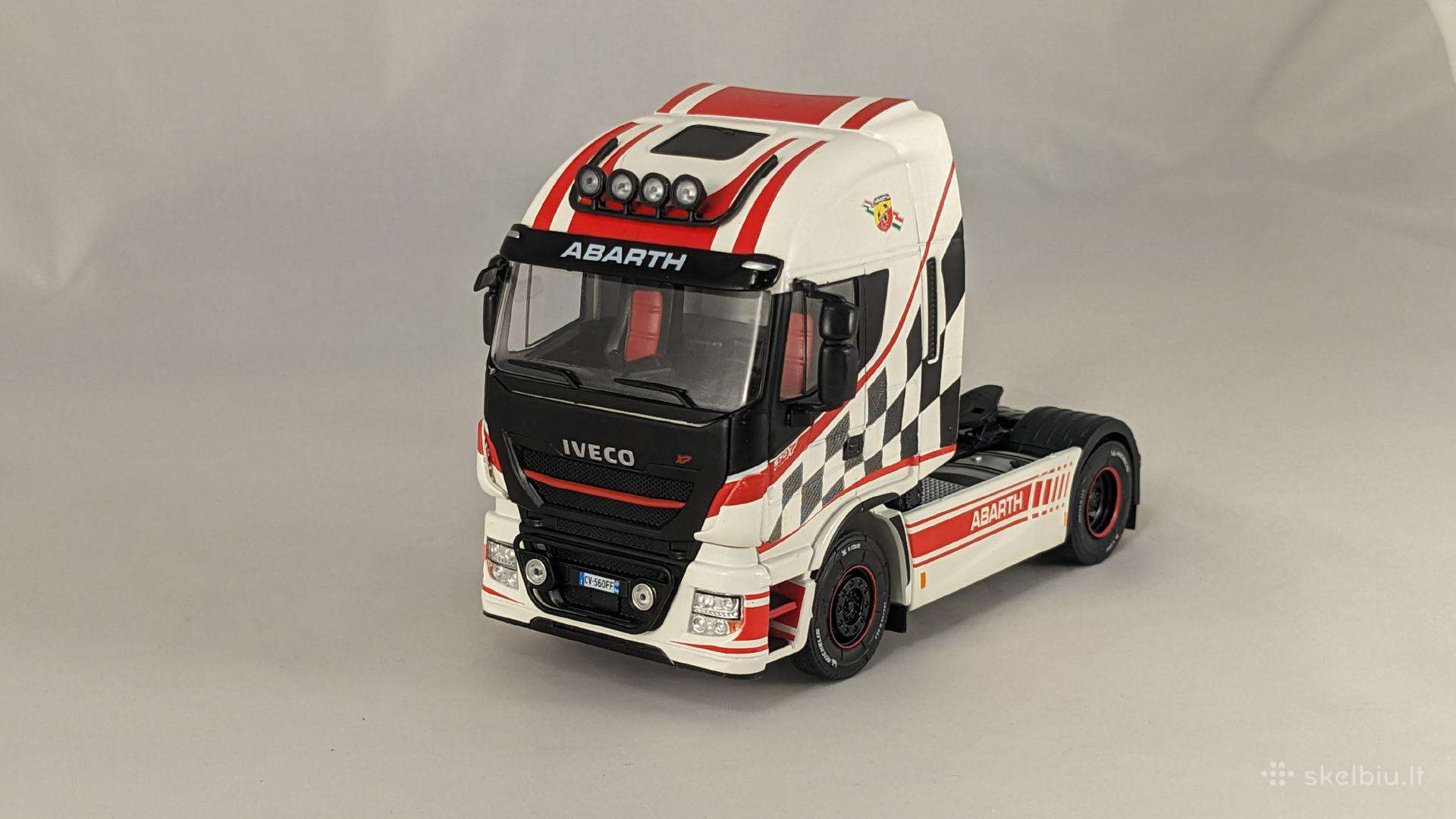 1/43 modeliukai Iveco Stralis Hi-way 2016 Abarth