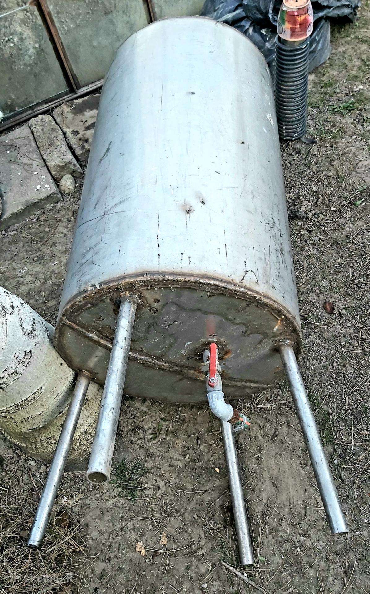 Storasienė nerūdijančio plieno talpa ~270 l, 5 mm