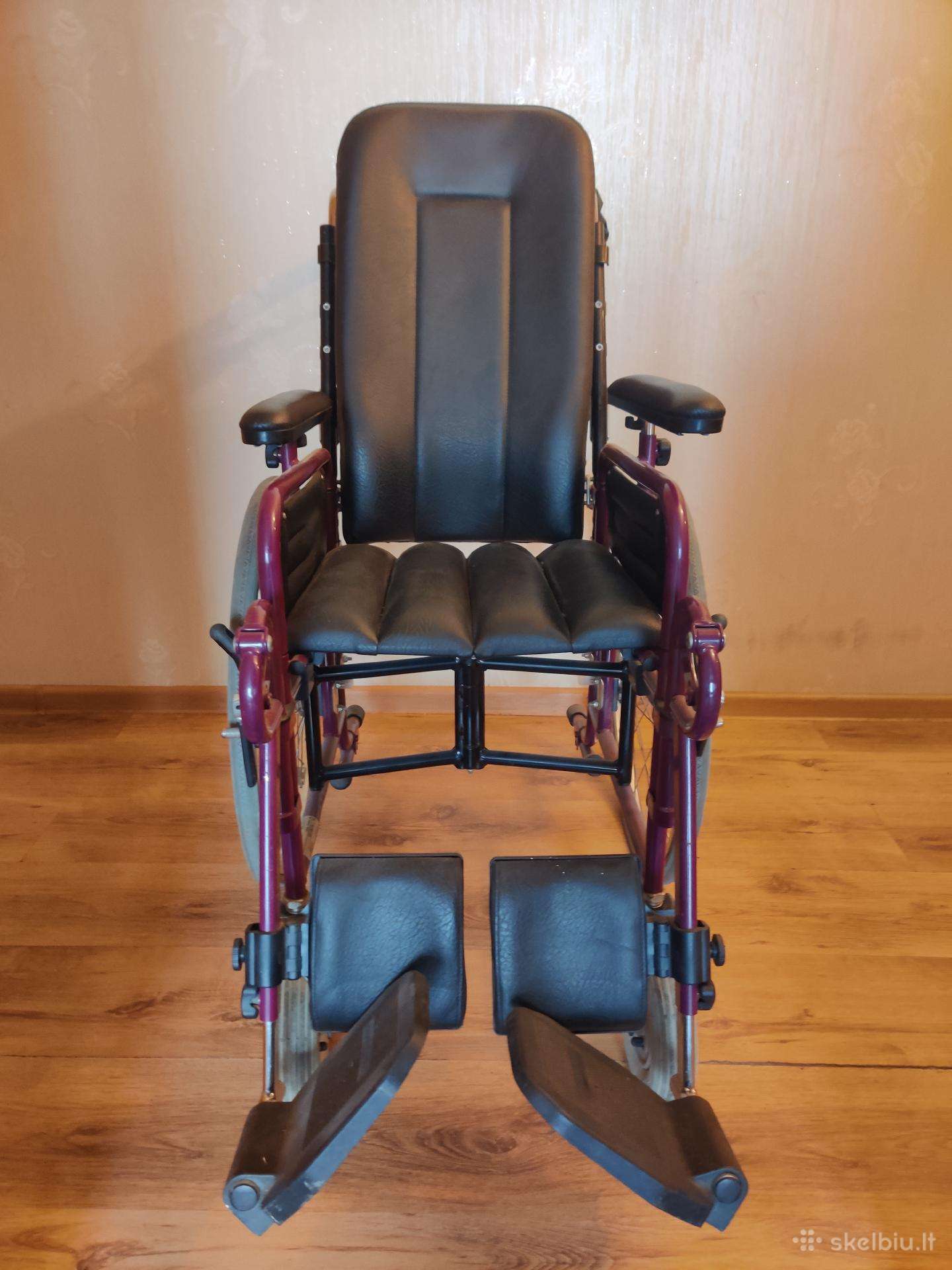 Neįgaliojo vežimėlis Invacare Rea Azalea
