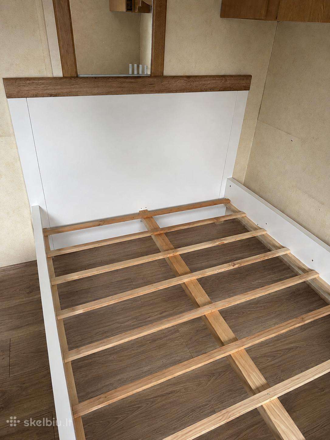 Brw Holten lova 120x200 su spyruokliniu čiužiniu
