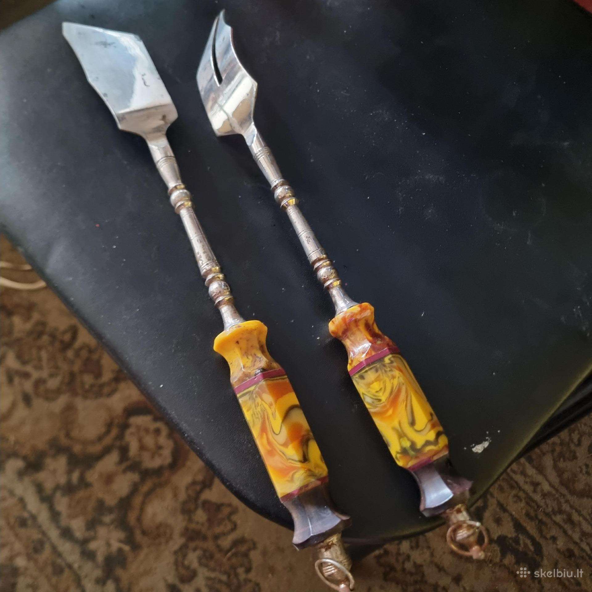 Kaliniu darbo virtuves irankai
