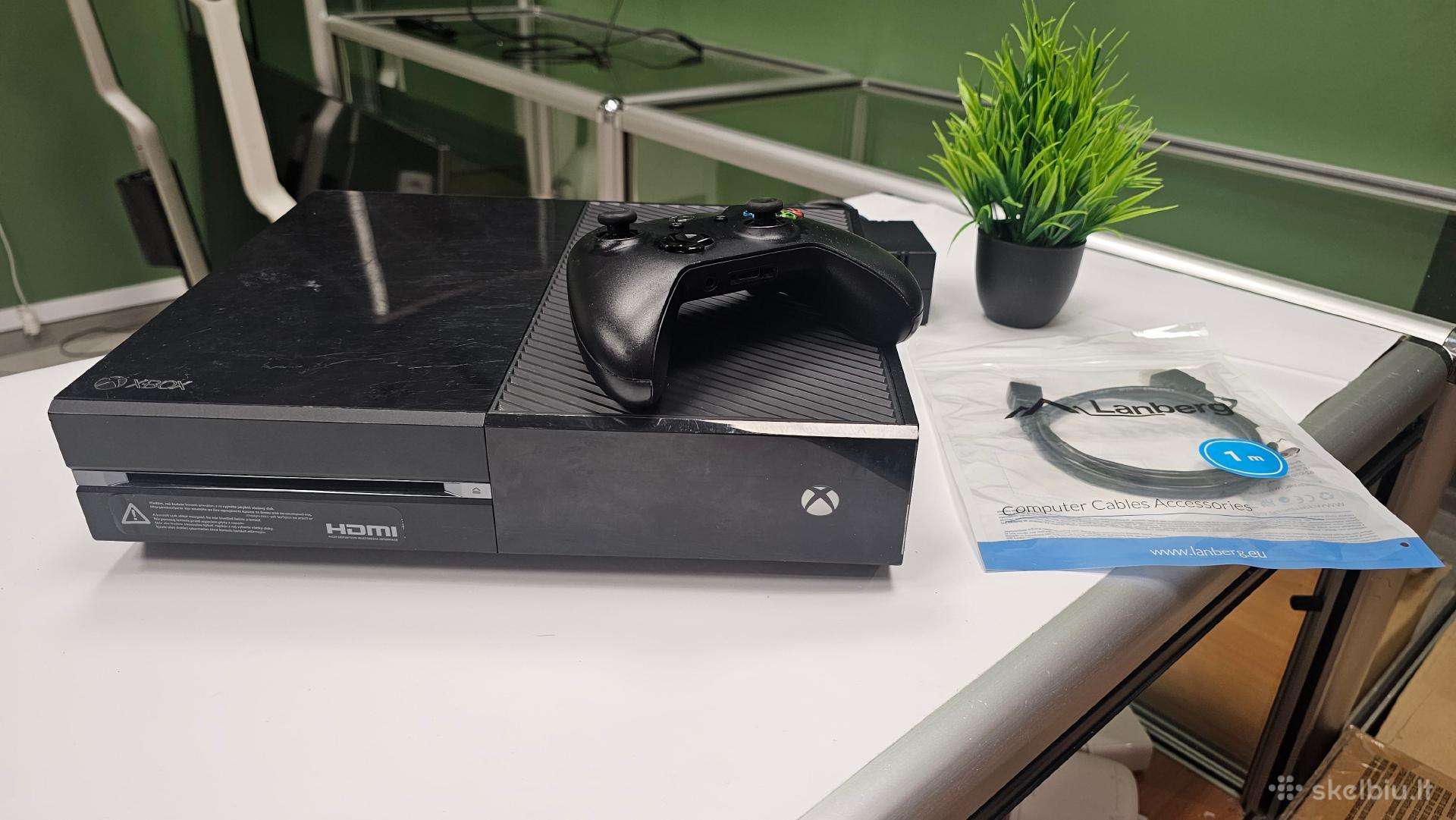 Xbox One su 19 žaidimų / Kinect Kamera