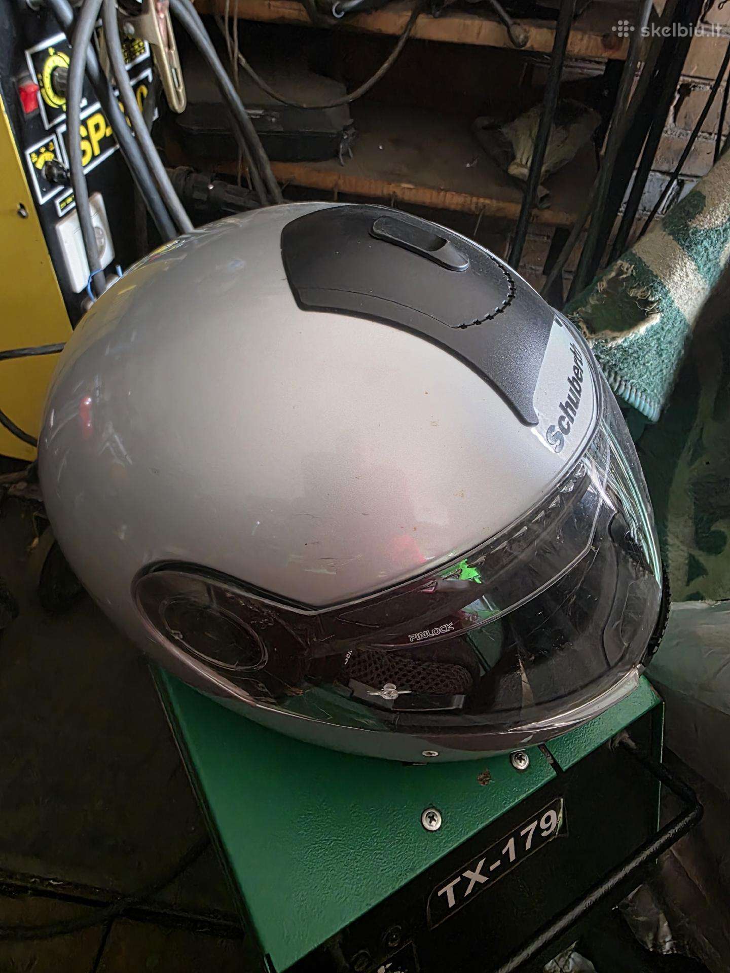 Moto šalmas