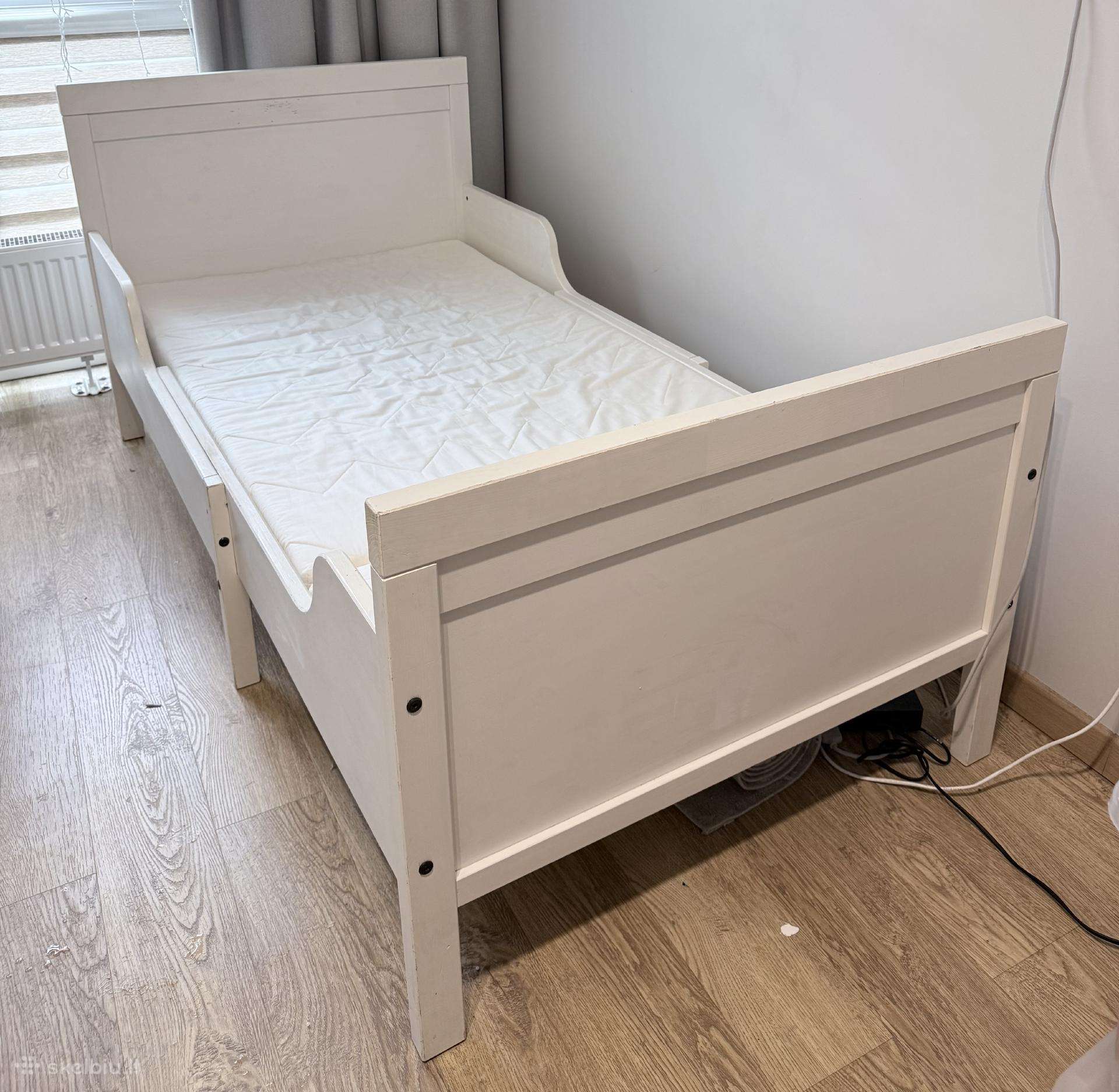 Ikea Sundvik prailginamos vaikiškos lovos 2 vnt.