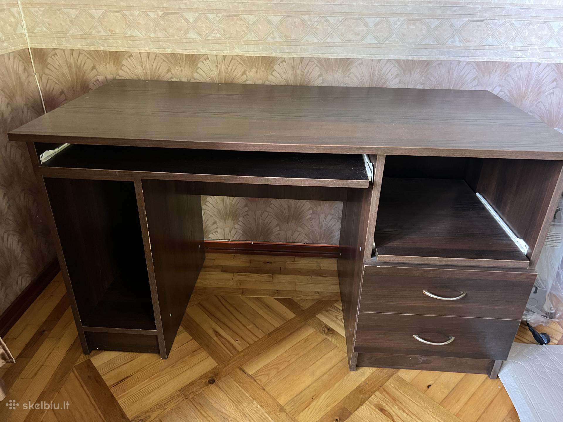 Rašomasis stalas