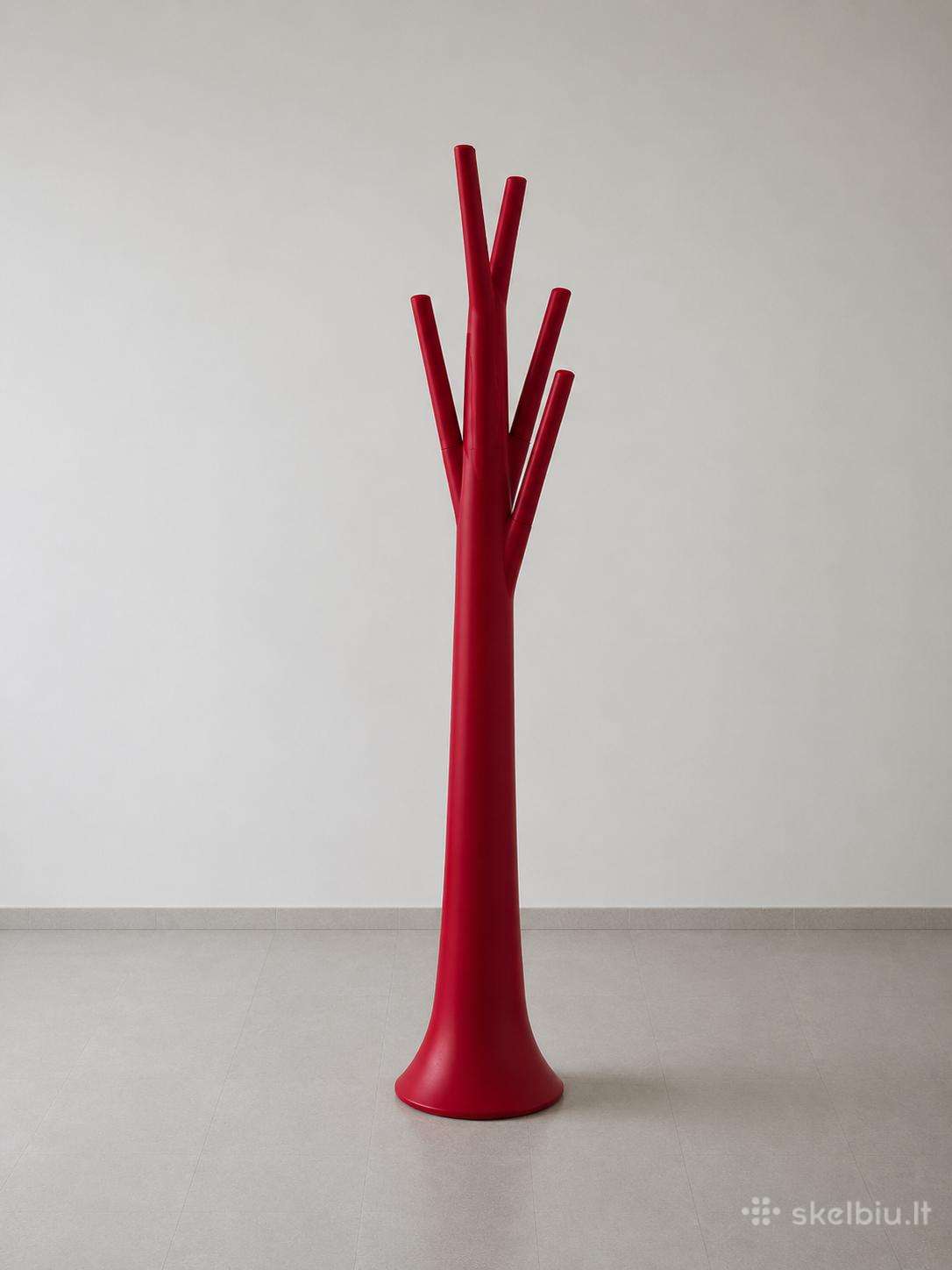 Mario Mazzer skulptūriška kabykla Tree