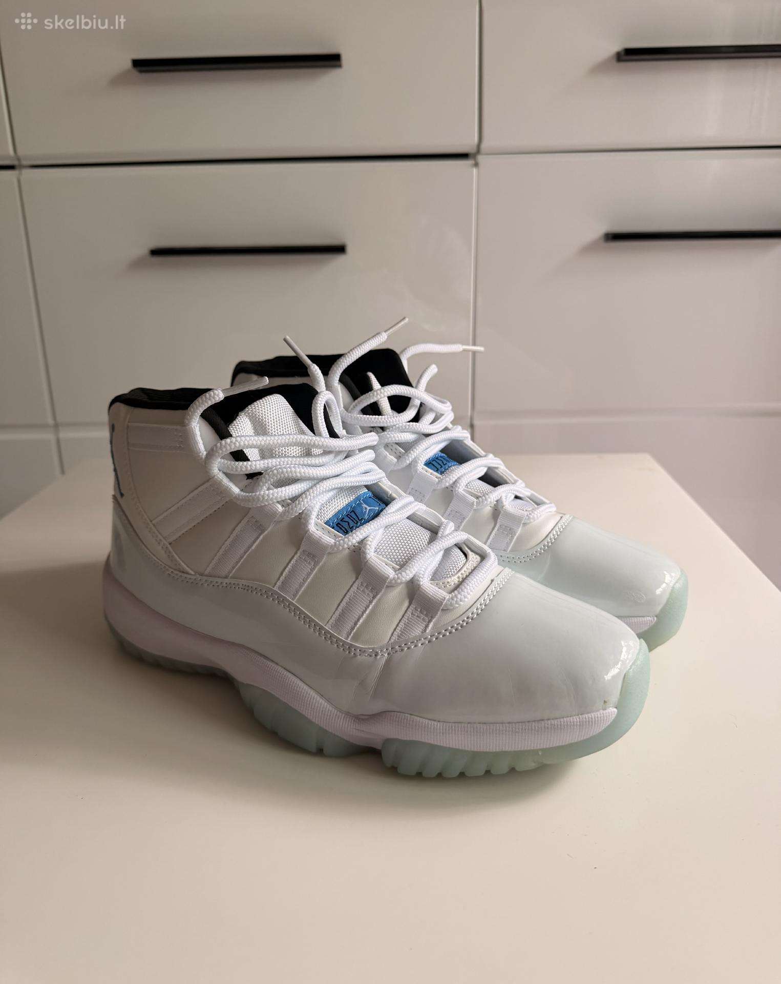 Jordan 11