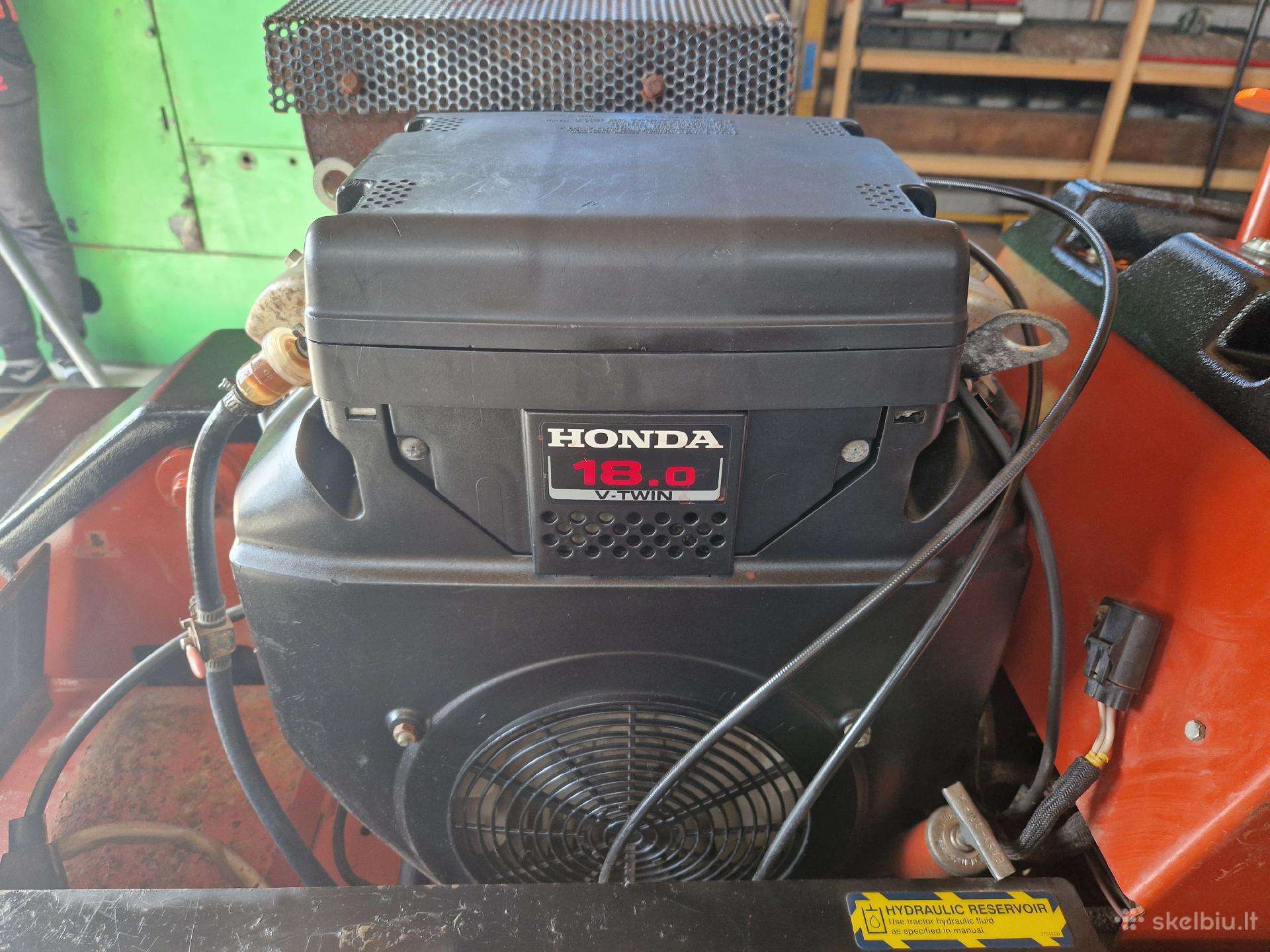 Ditch Witch 1820, other