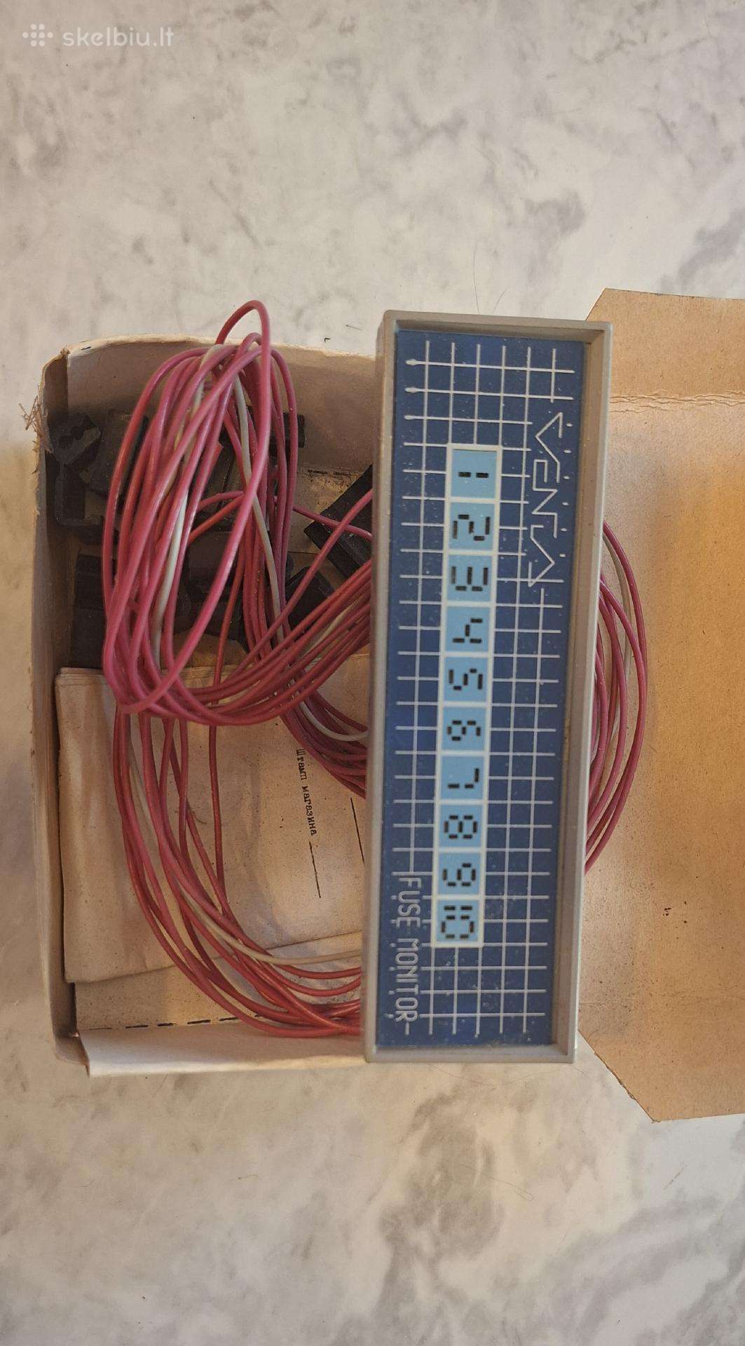 Retro automobilinių saugiklių indikatorius Venta