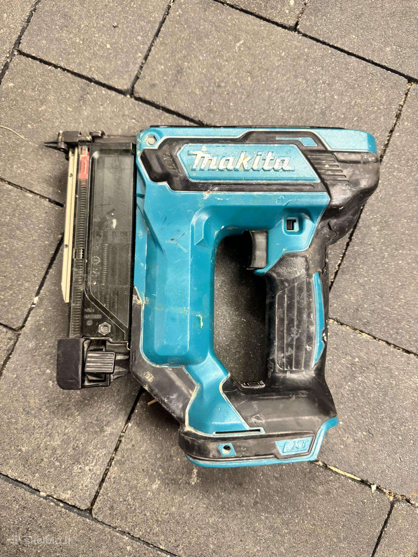 Makita Dpt353 18v