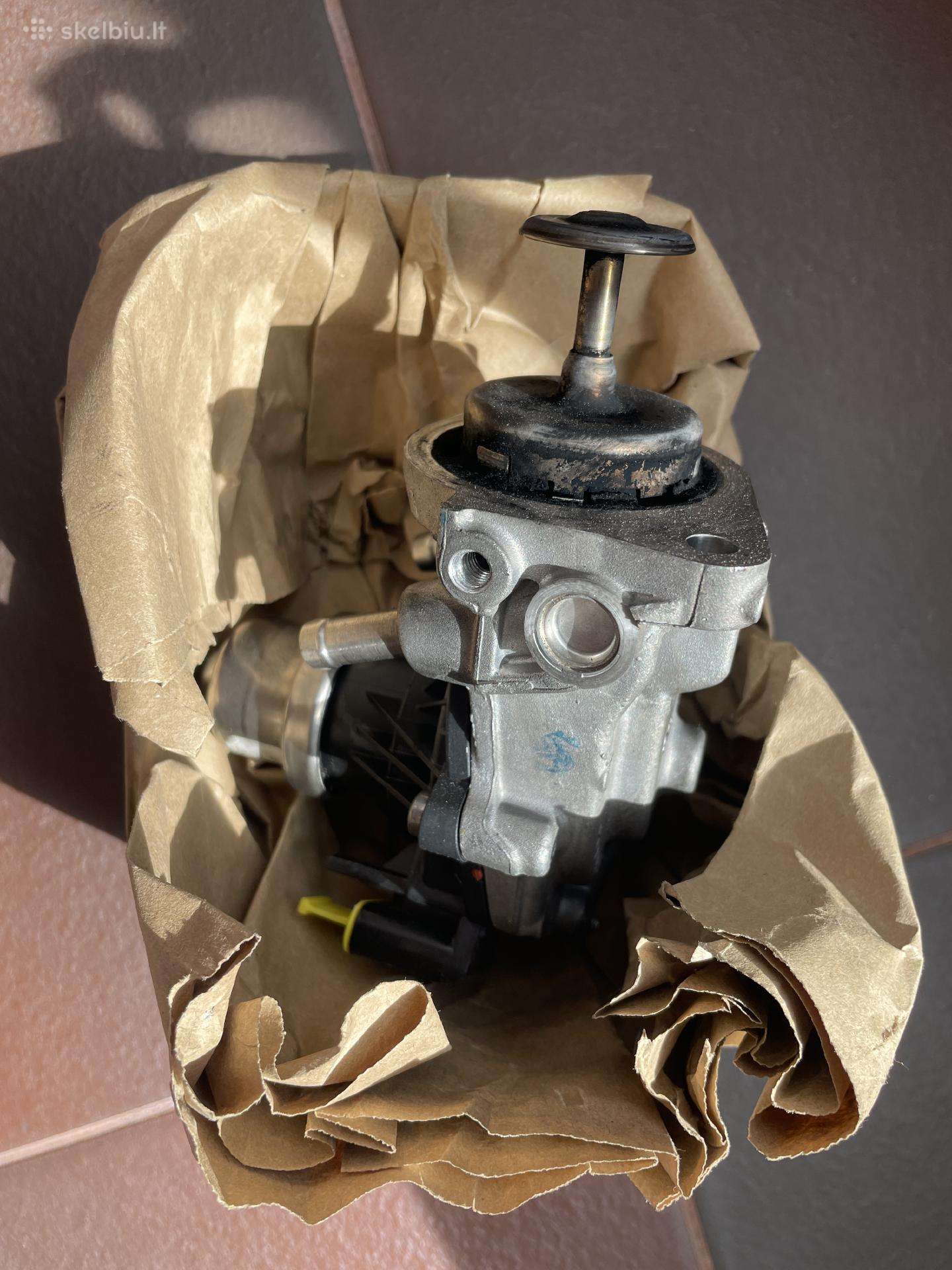 Bmw 5 F10 F11 Egr vožtuvas 8513132 160912es