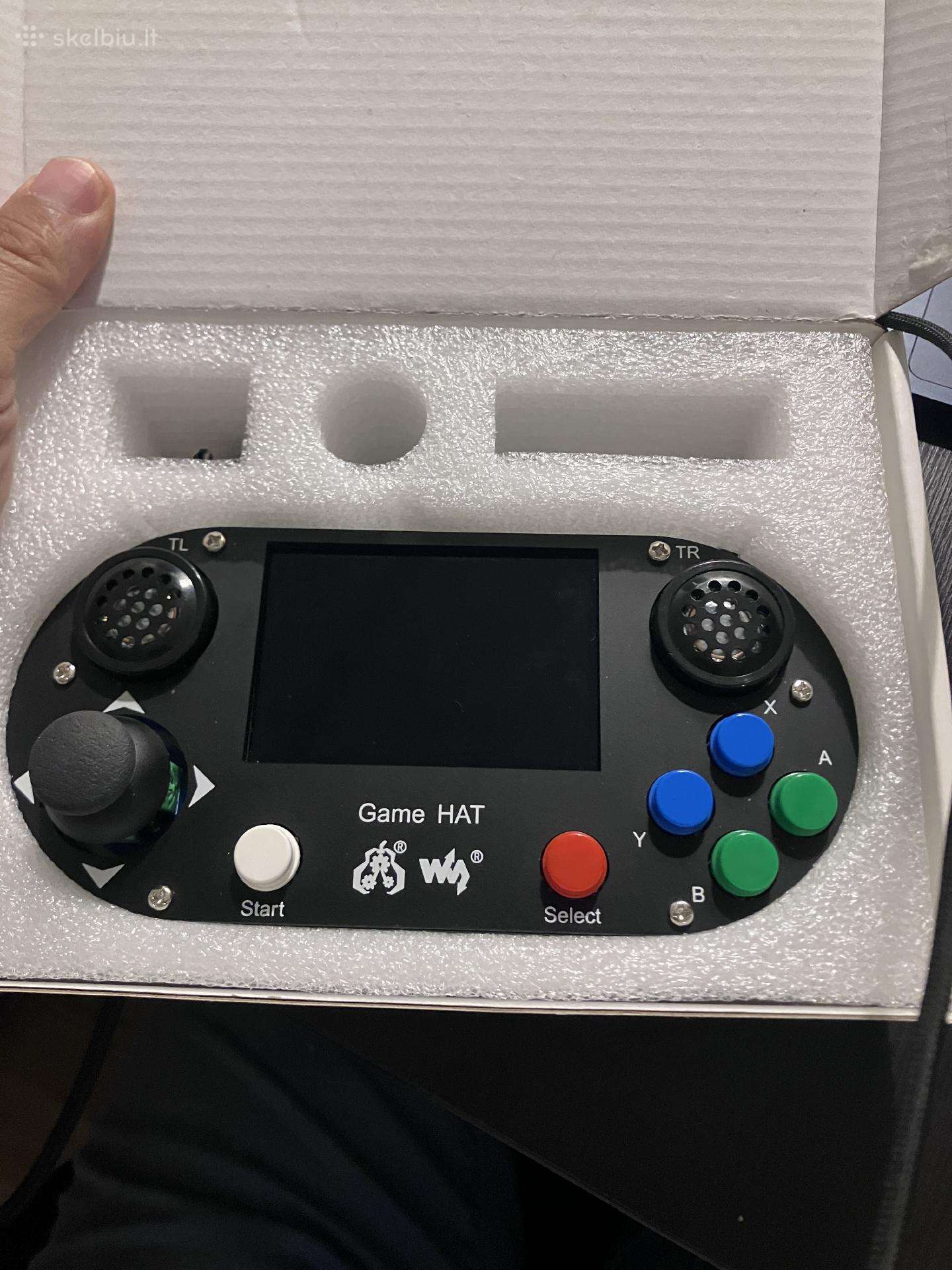 Parduodamas „Waveshare Game Hat“ (Raspberry Pi)