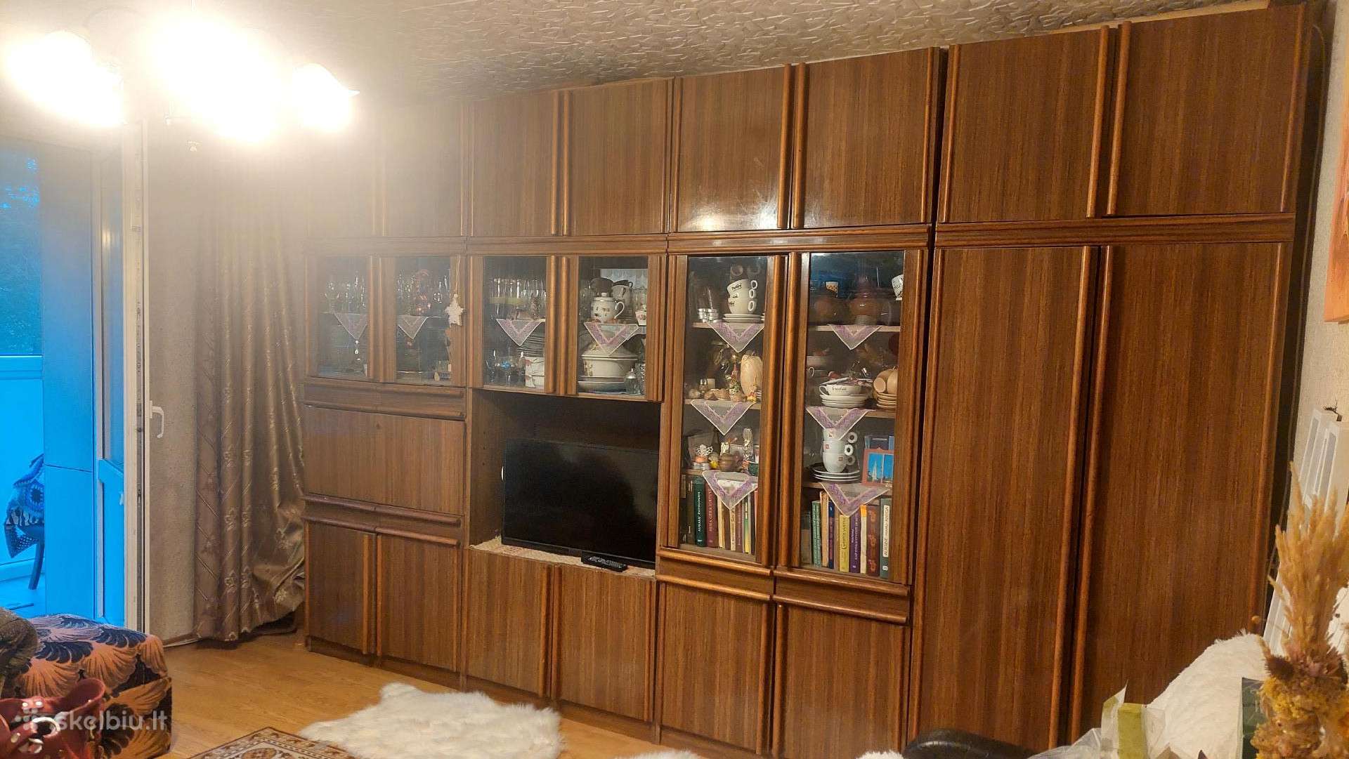 Parduodu sekciją/spintą
