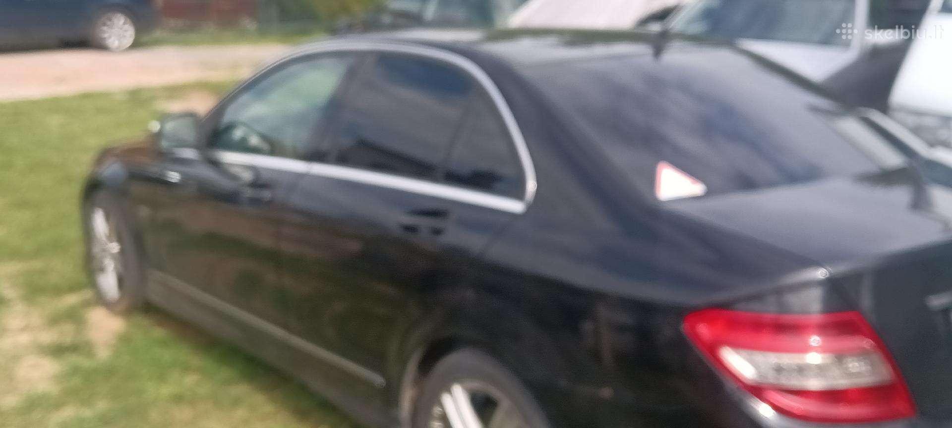 c 320 sedanas