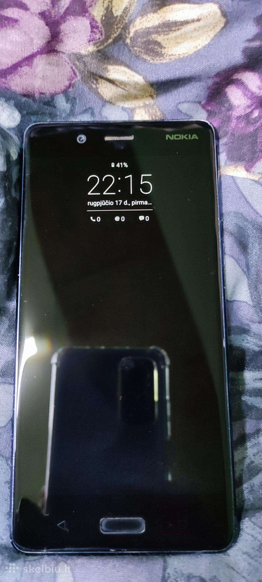 Nokia 8