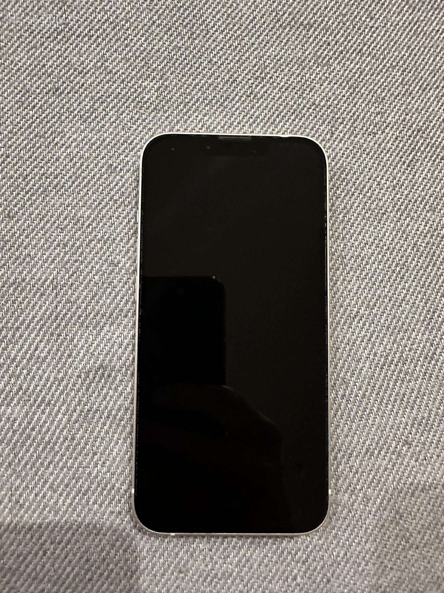 Naudotas iPhone 13, baltas, 128 GB