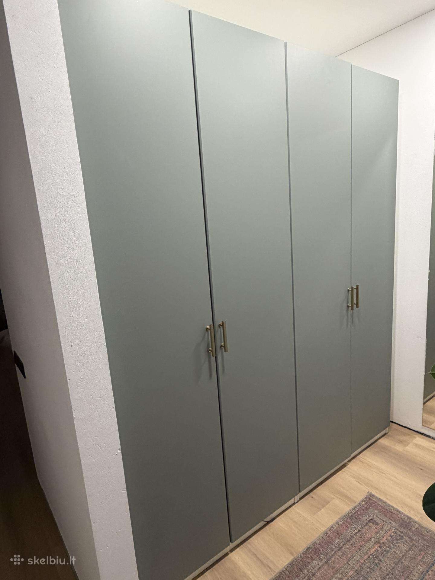 Parduodamos Ikea Reinsvoll durys su lankstais.