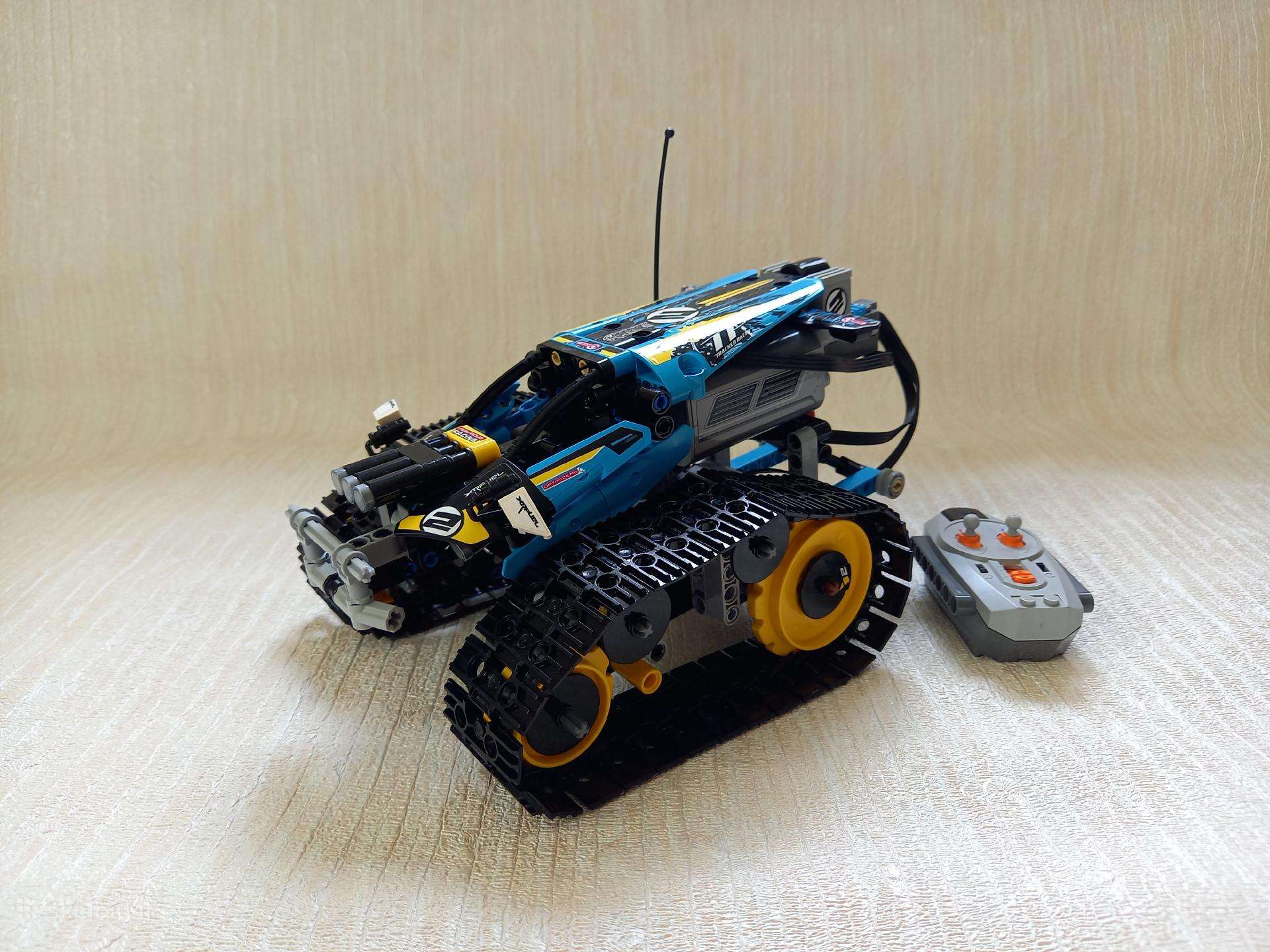 42095 Lego Technic Nuotoliniu būdu valdomas kaskad