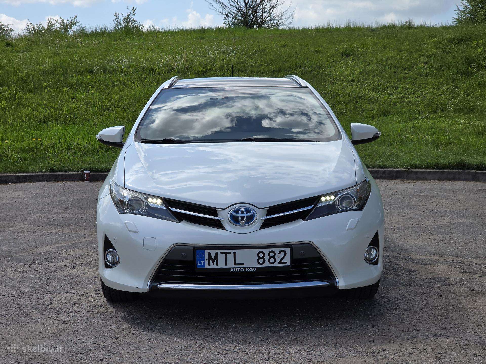 Toyota Auris 2014