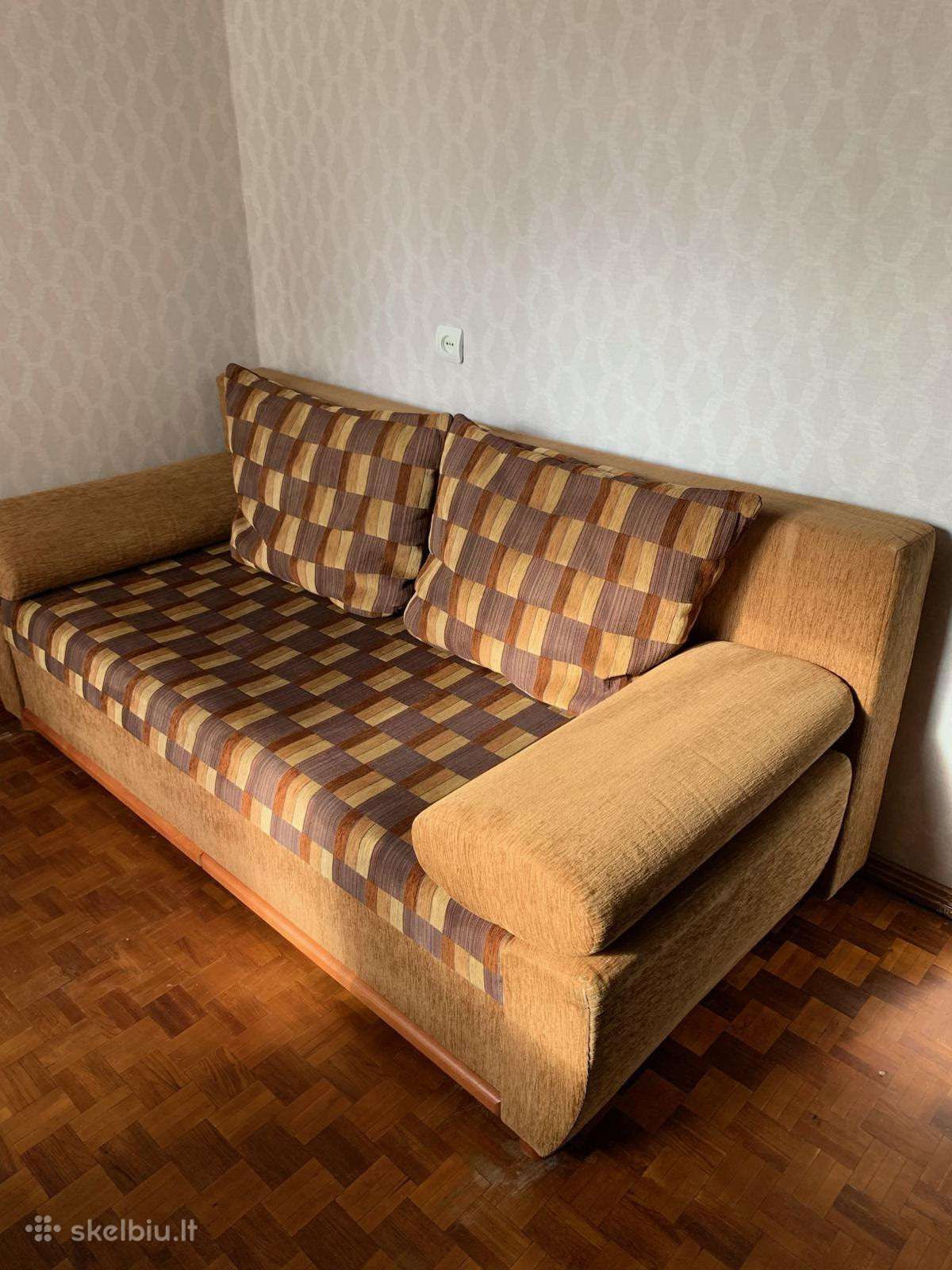 Sofa/lova + Stalas