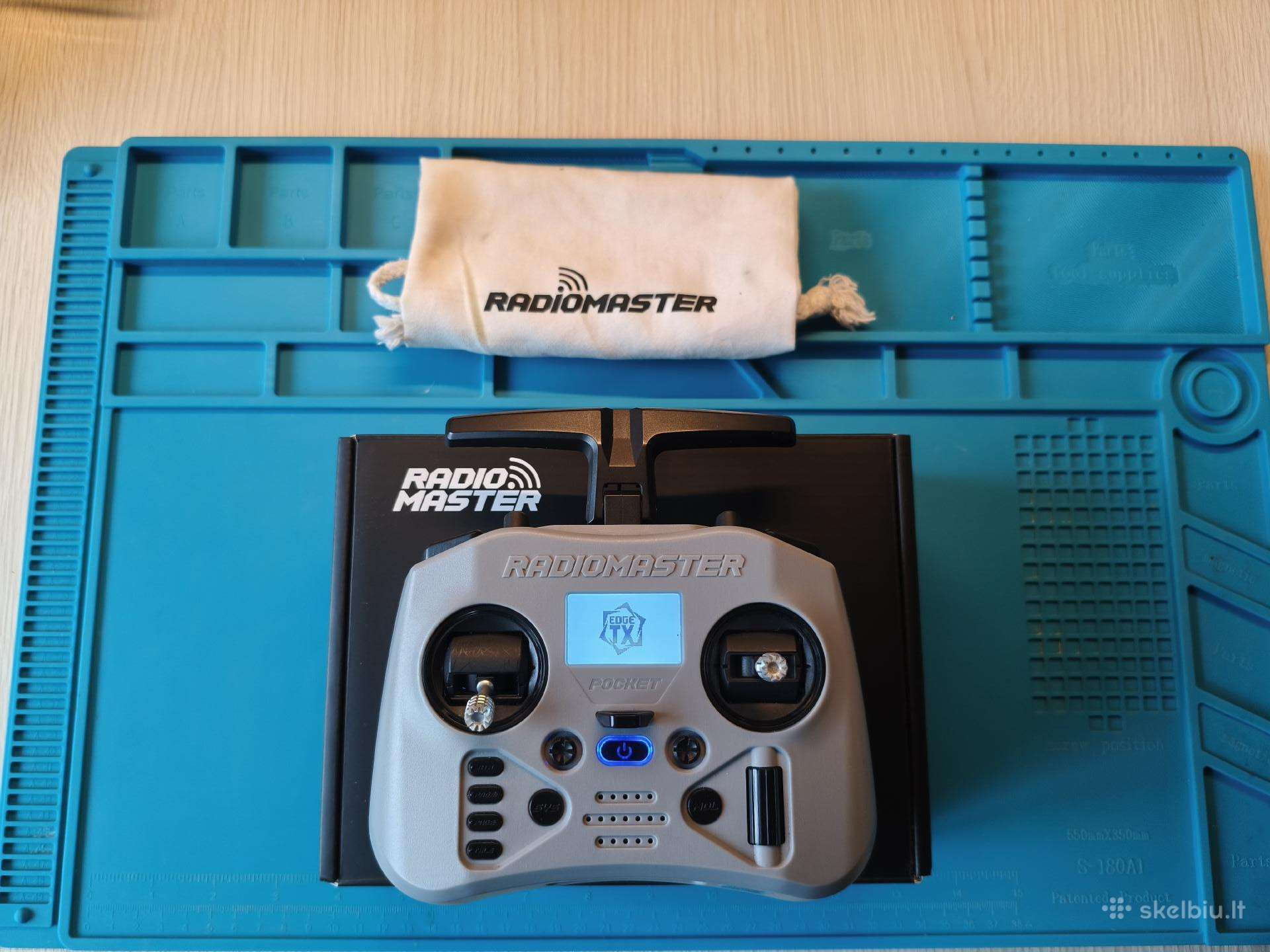 Radiomaster Pocket elrs gry pultas