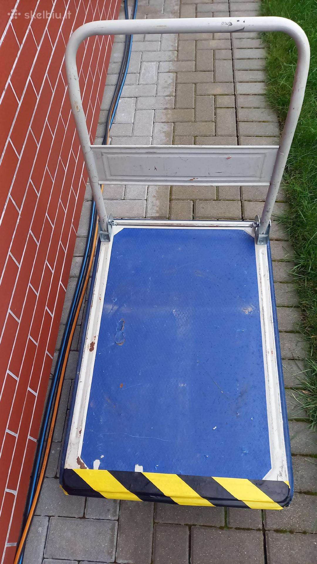 Vežimelis sulankstomas kroviniam pervežti
