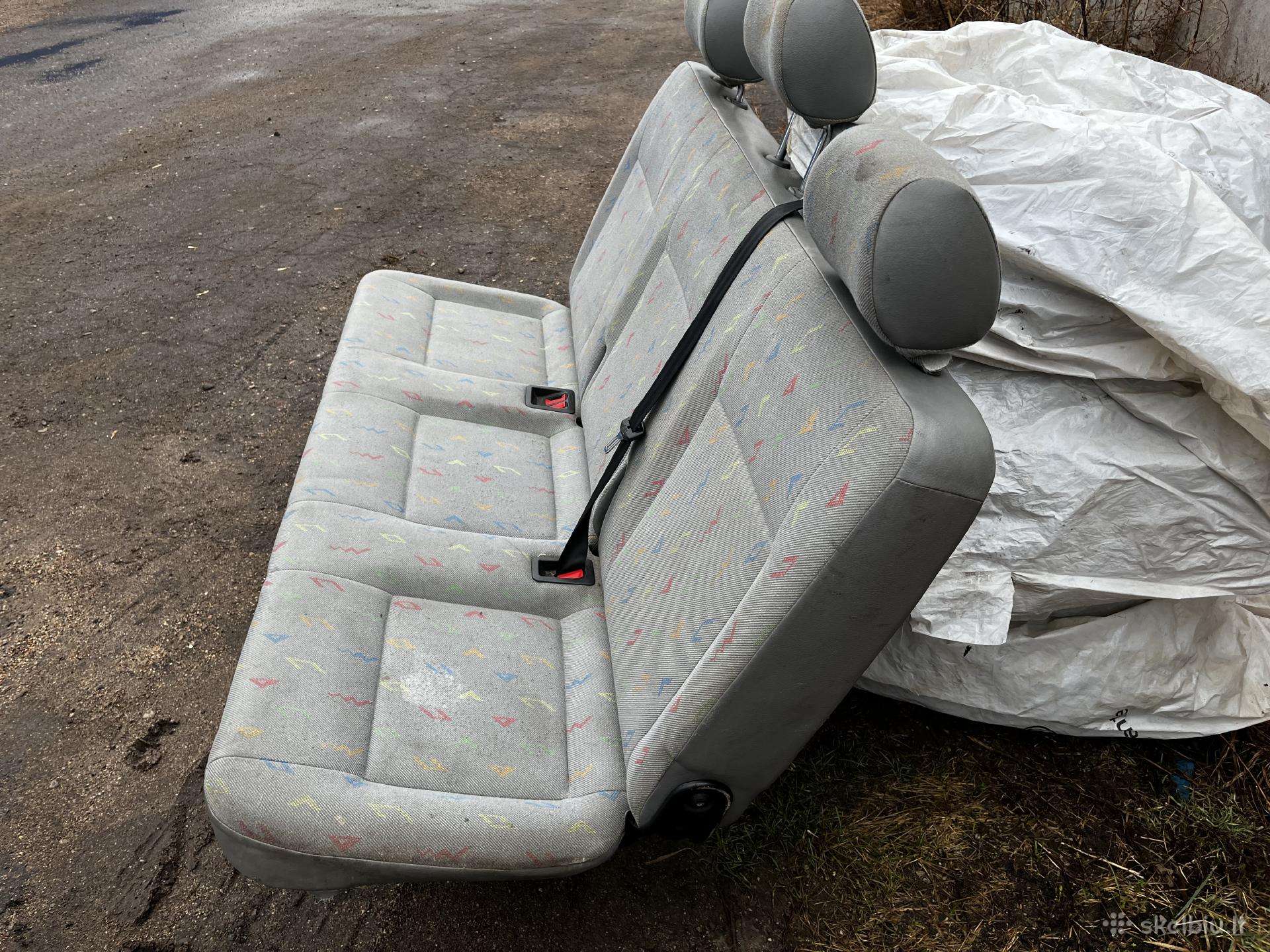 Parduodu VW Transporter T5 sedynę