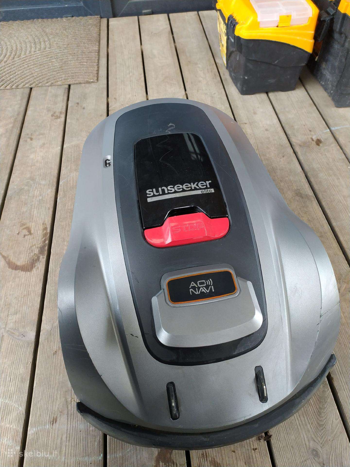 Sunseeker X3 robotas vėjapjovė