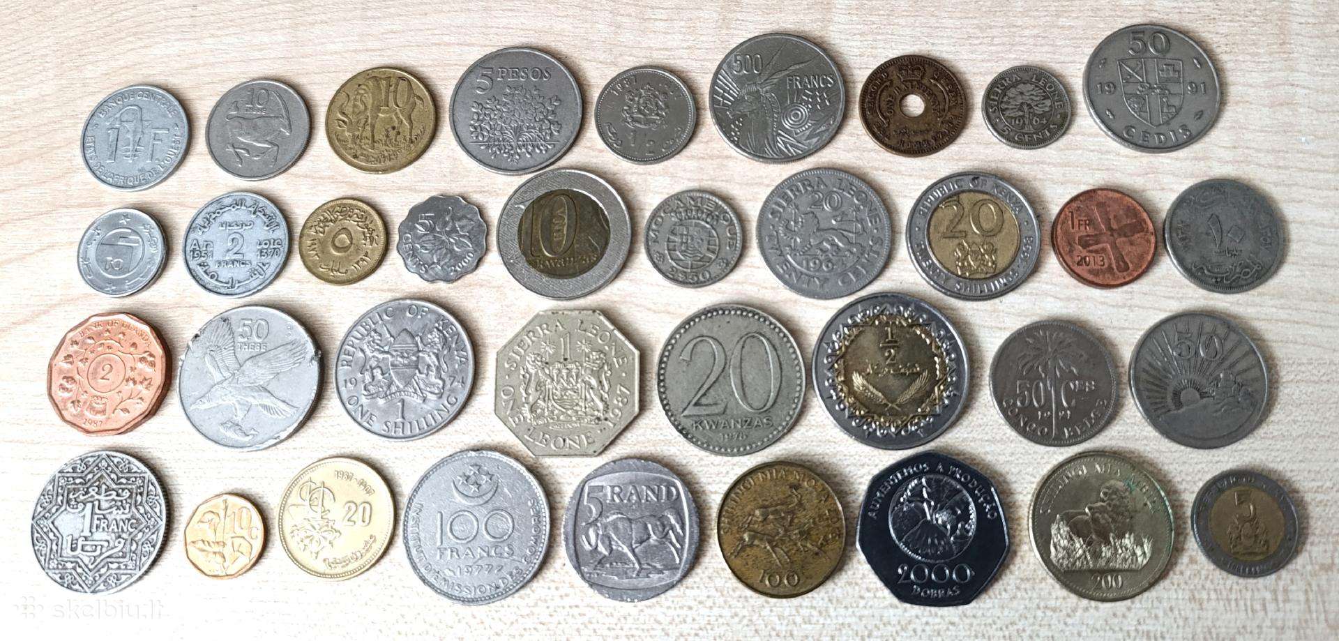Pardudu Afrikos saliu monetos.