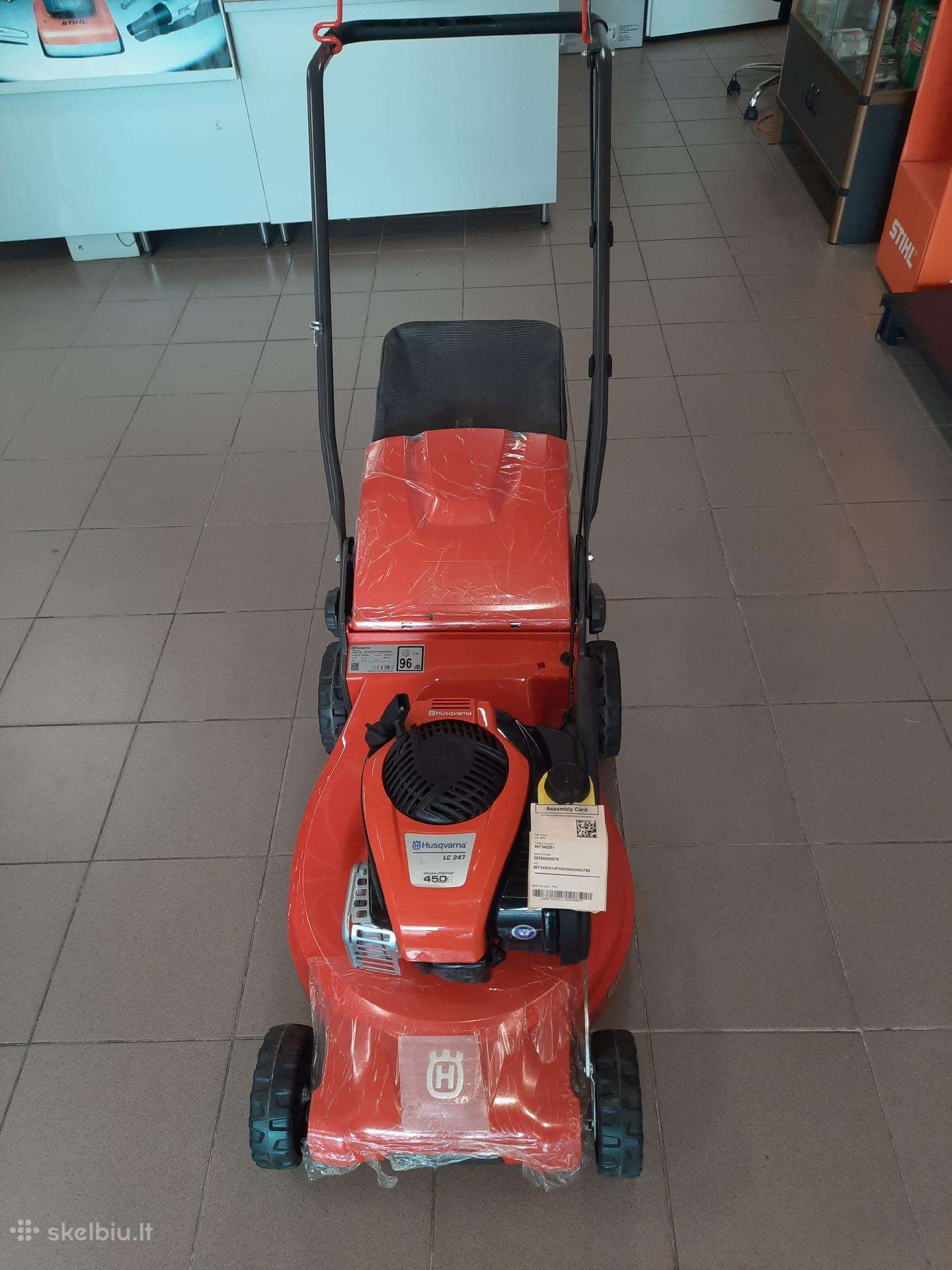 Parduodama Nauja Vejapjovė Husqvarna Lc247