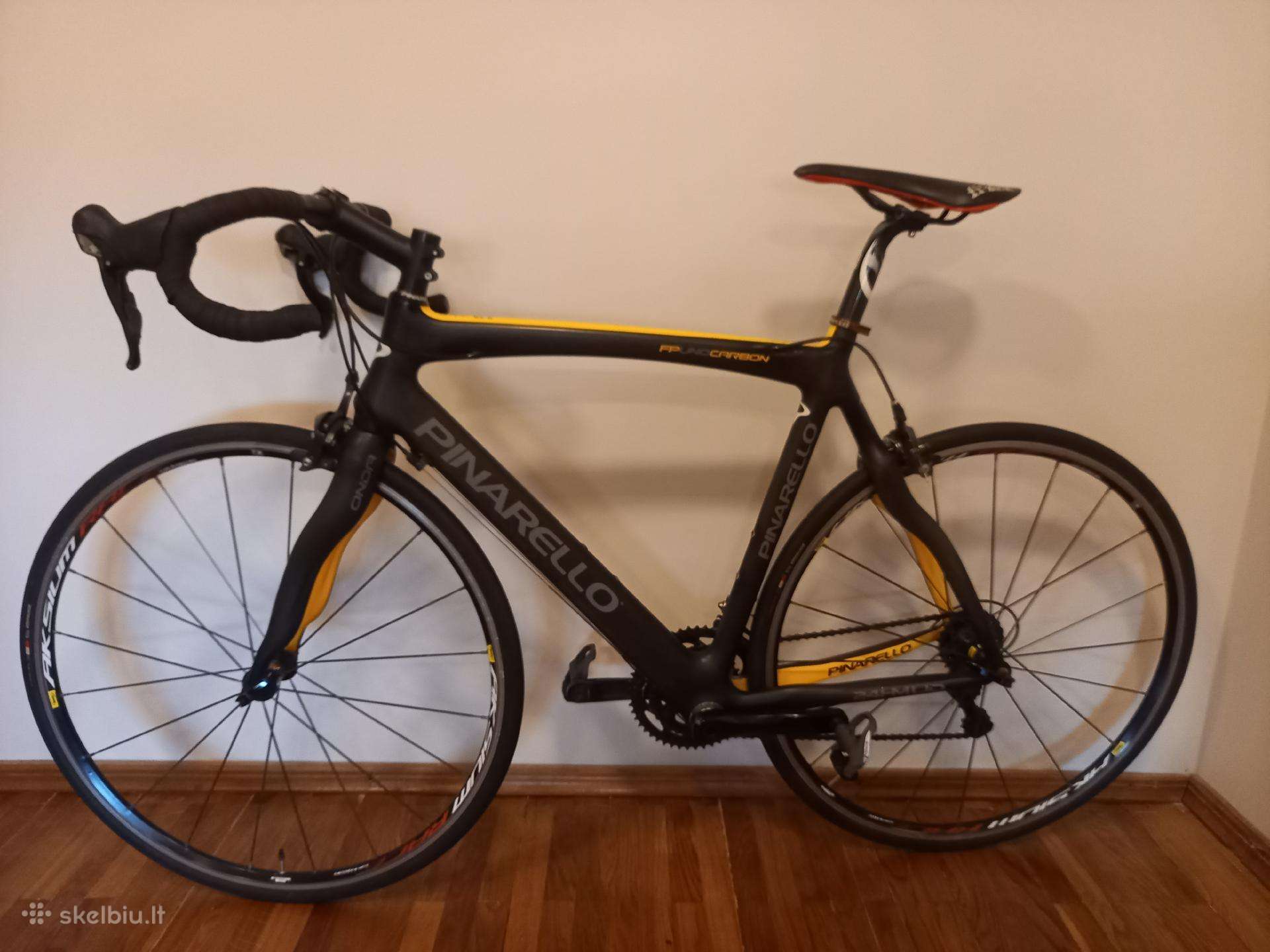 Plento sportinis dviratis Pinarello