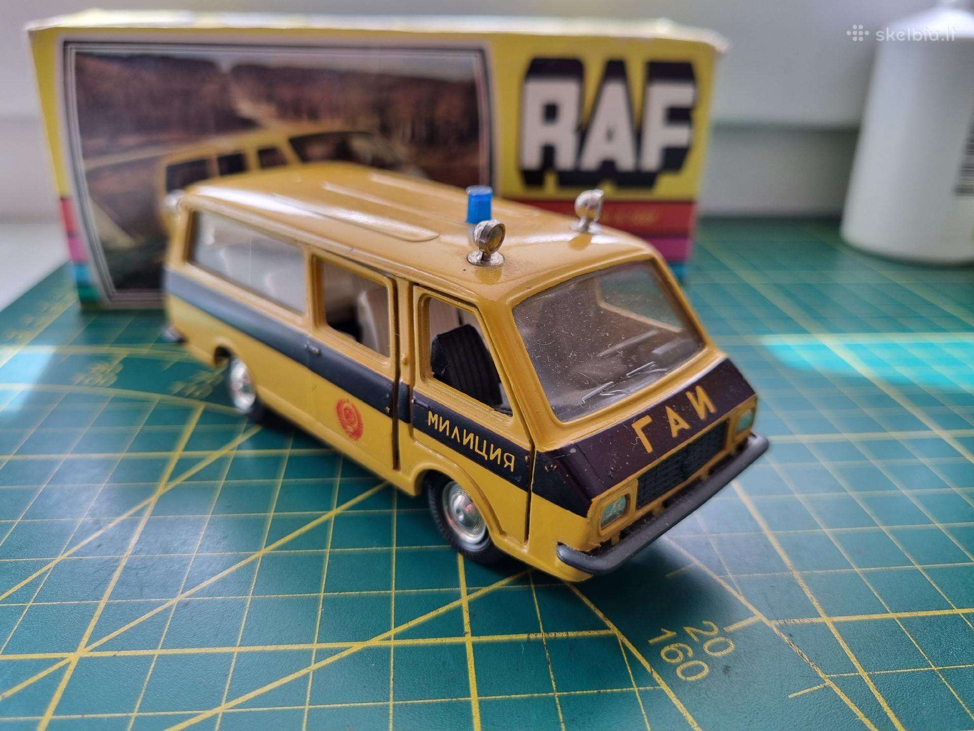 Ussr 1/43 Raf Latvia 2203 milicija