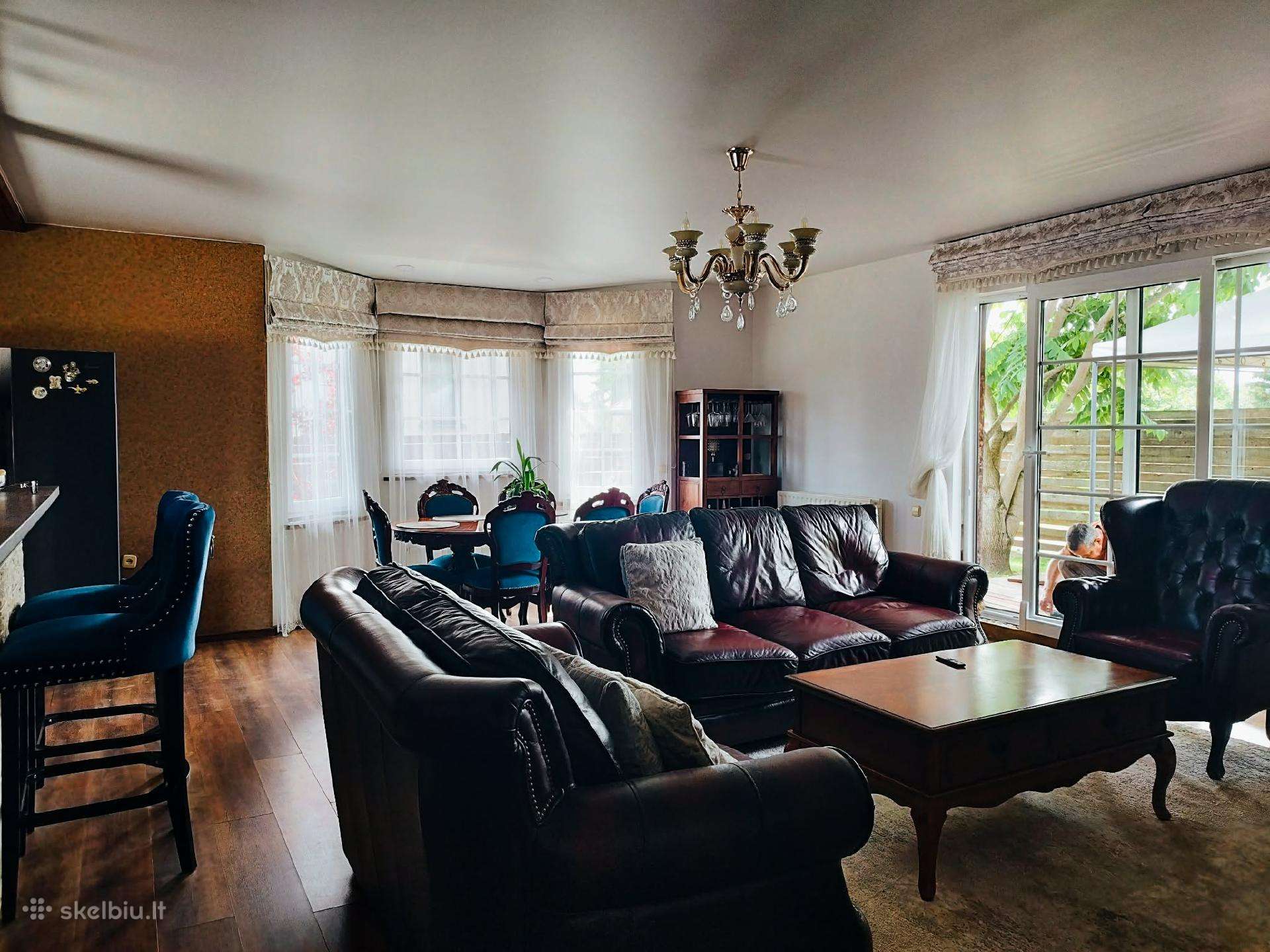 Natūralios odos baldai 1+2+3 / Chesterfield