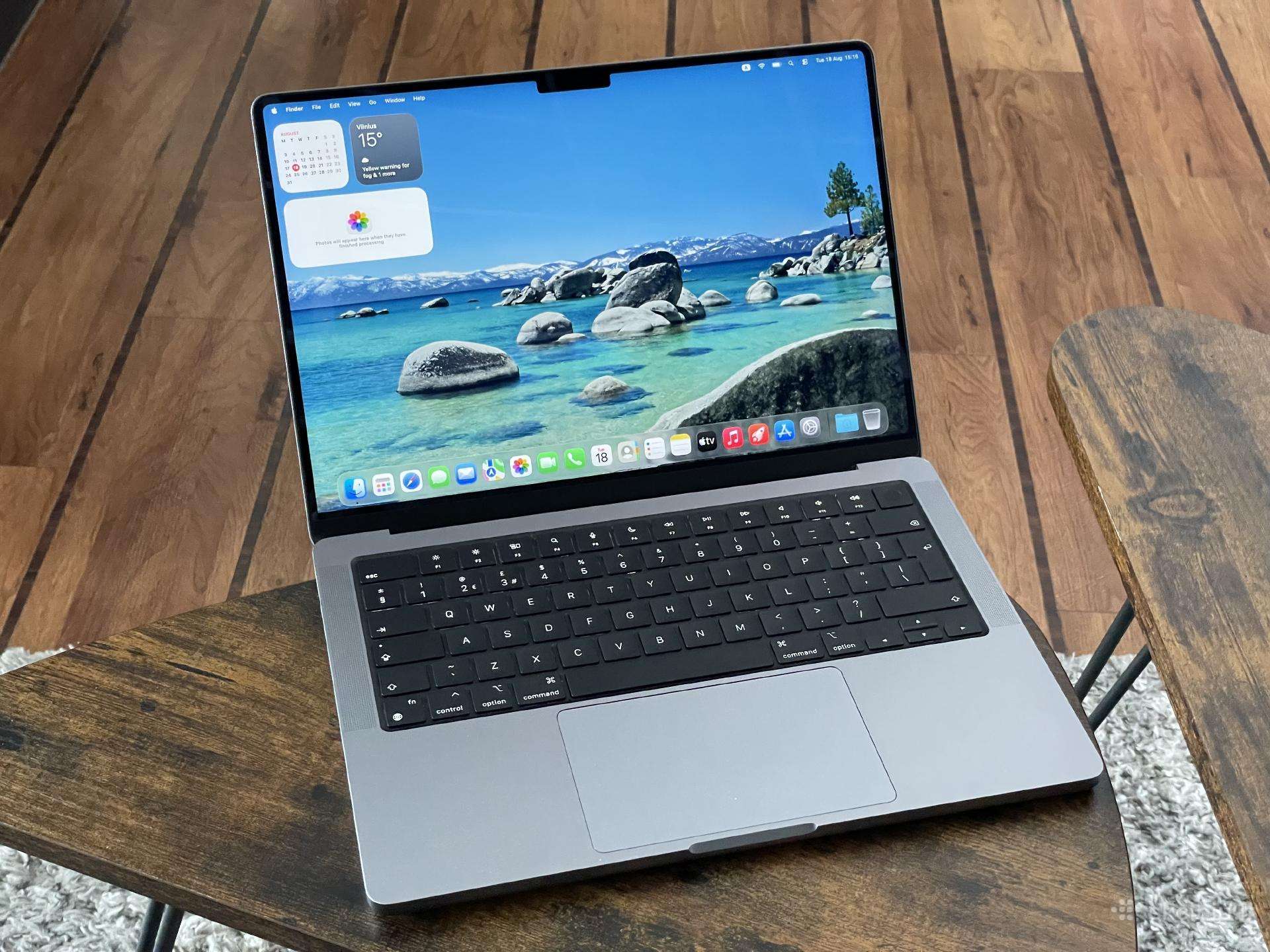 2023 MacBook Pro 14 M3 - 8gb / 512gb