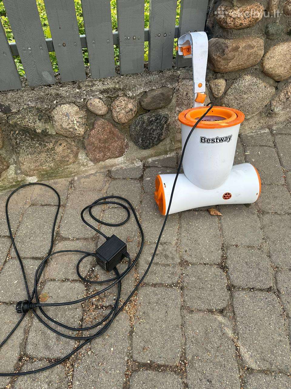 Baseino siurblys - skimeris Bestway Flowclearw