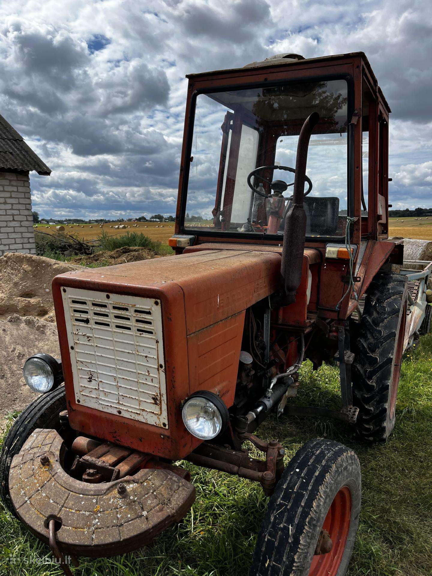 -Kita- T-25, tractors