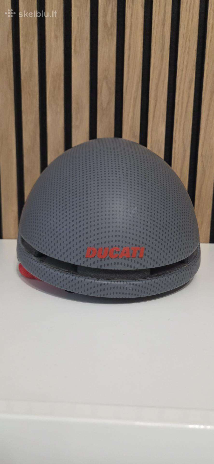 Ducati šalmas