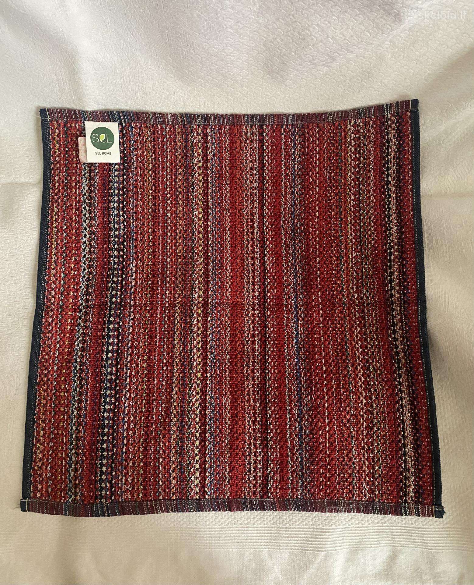 Ranksluostukas 45 x 45 cm