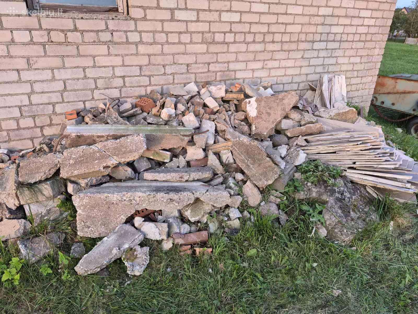 Atiduodu statybinį gruzą