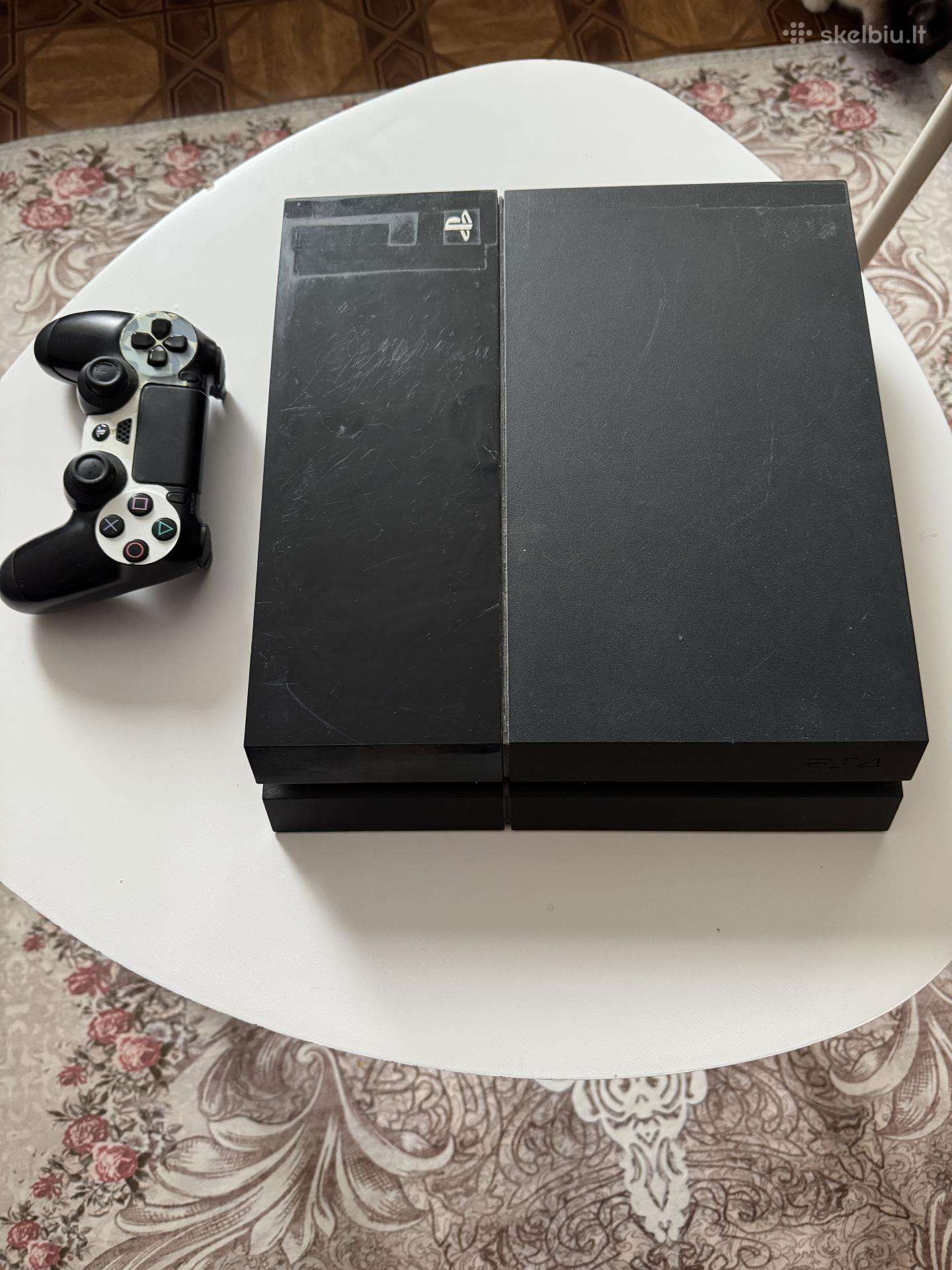 Playstation 4 + zaidimai