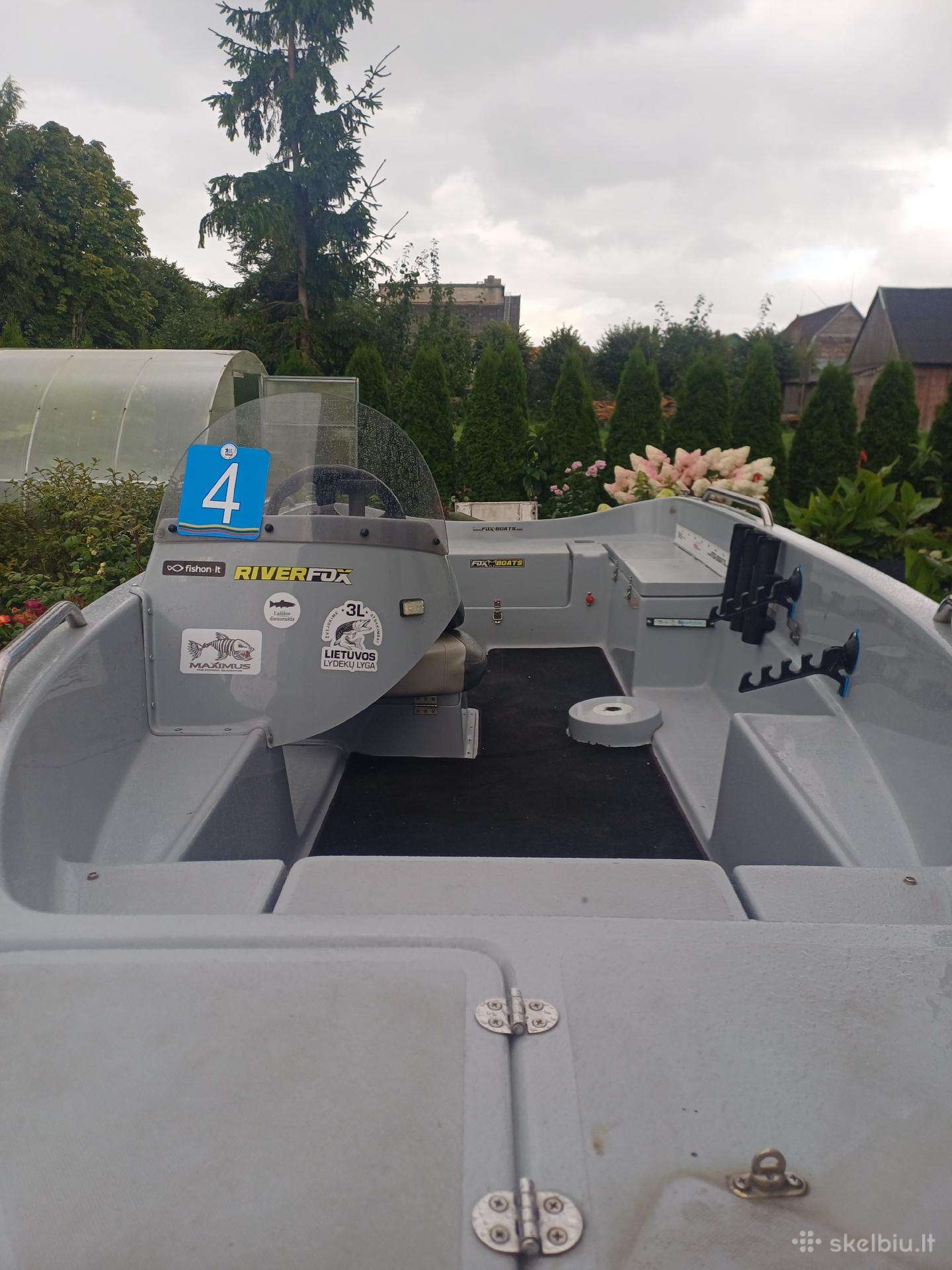 Riverfox 420 Gpx + priekaba brentex 750kg