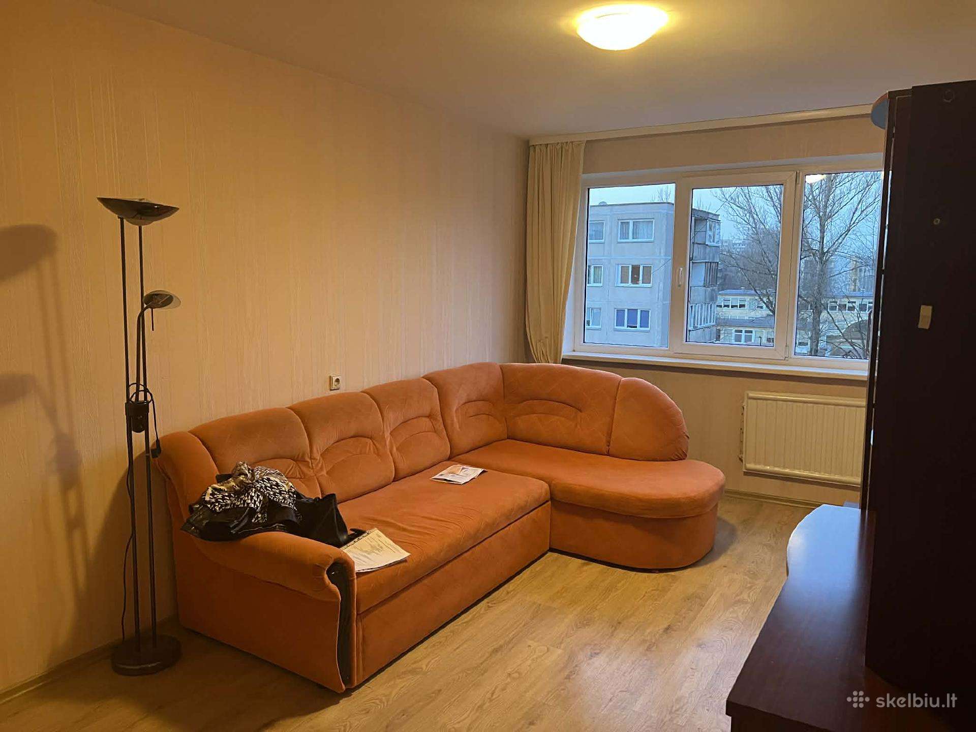 Parduodama sofa