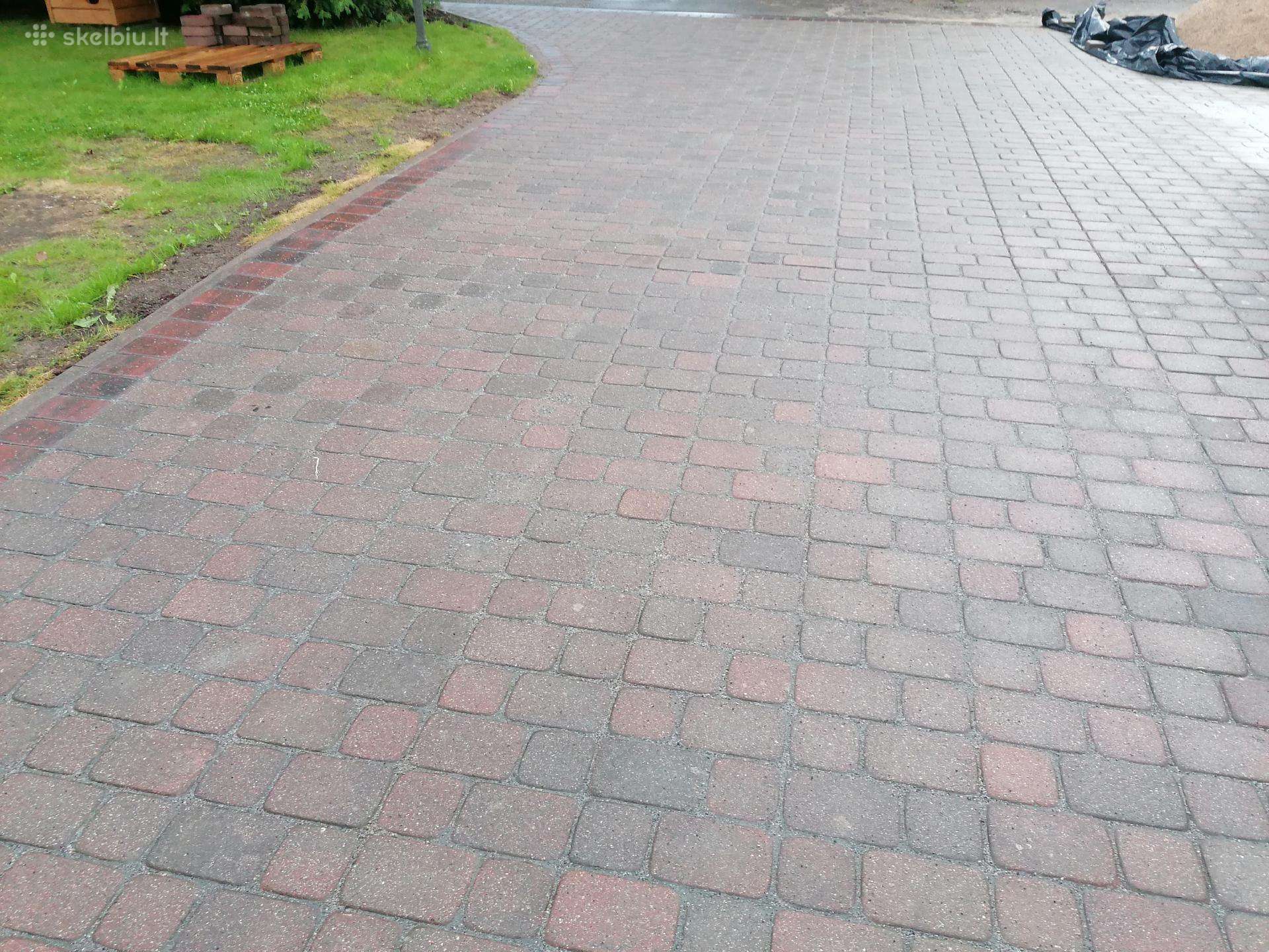 Trinkelės raudona juoda margos